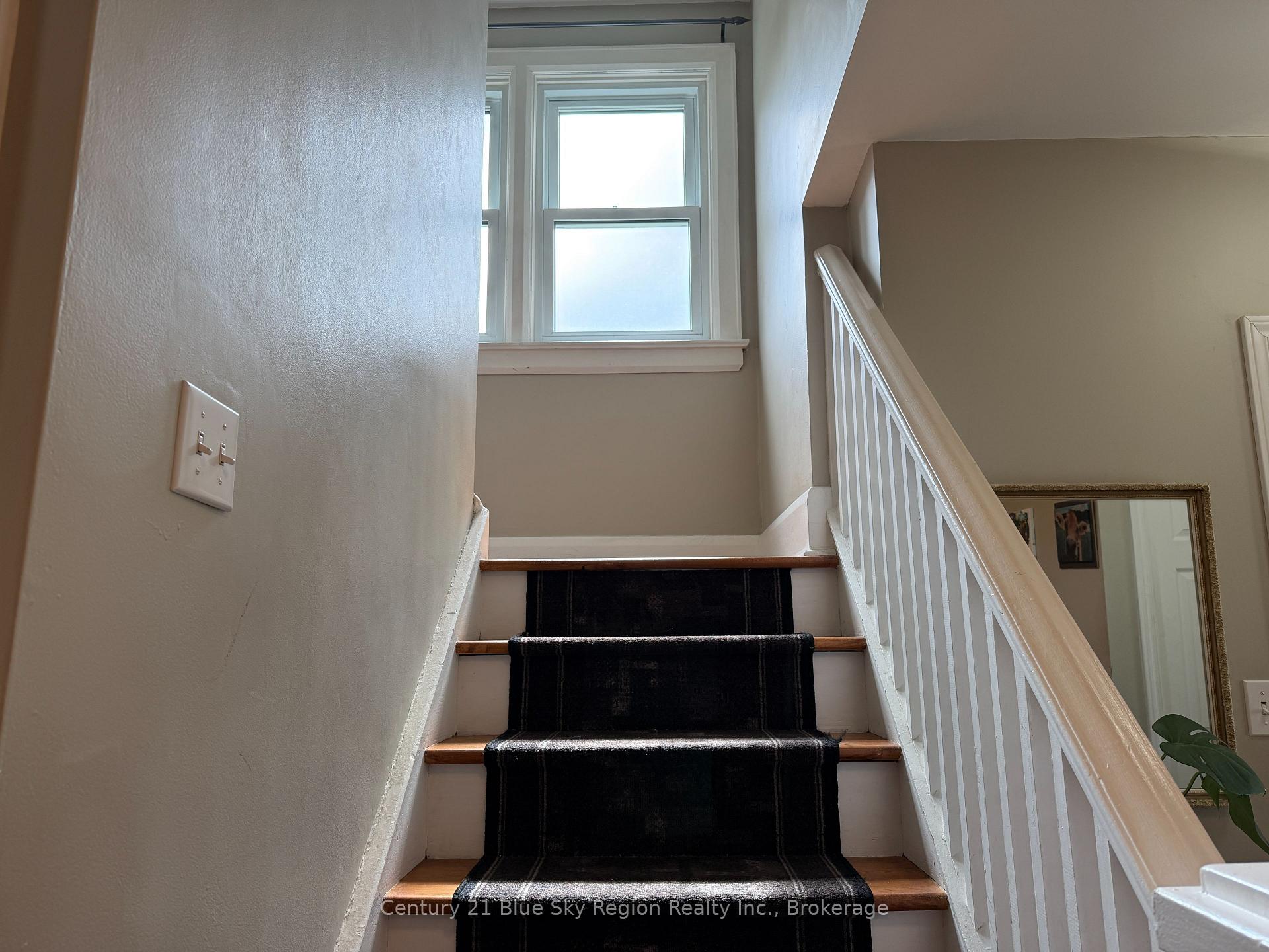 Photo 20 of 172 Fourth Avenue E, North Bay, Central — HOMEH