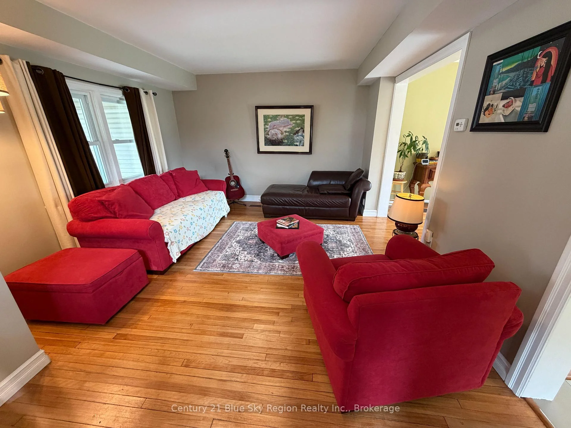 Photo 15 of 172 Fourth Avenue E, North Bay, Central — HOMEH
