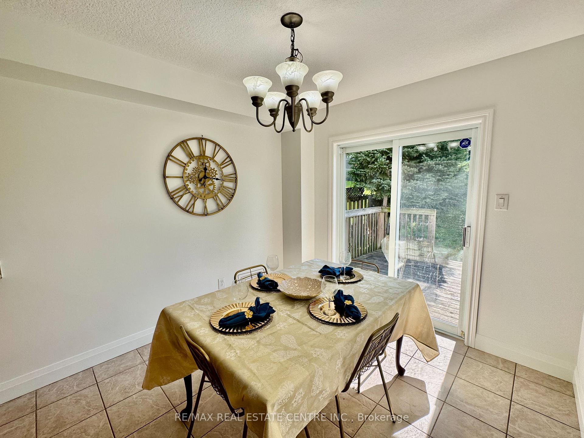 Photo 11 of 56 Lena Crescent, Cambridge, Greenway-Chaplin — HOMEH