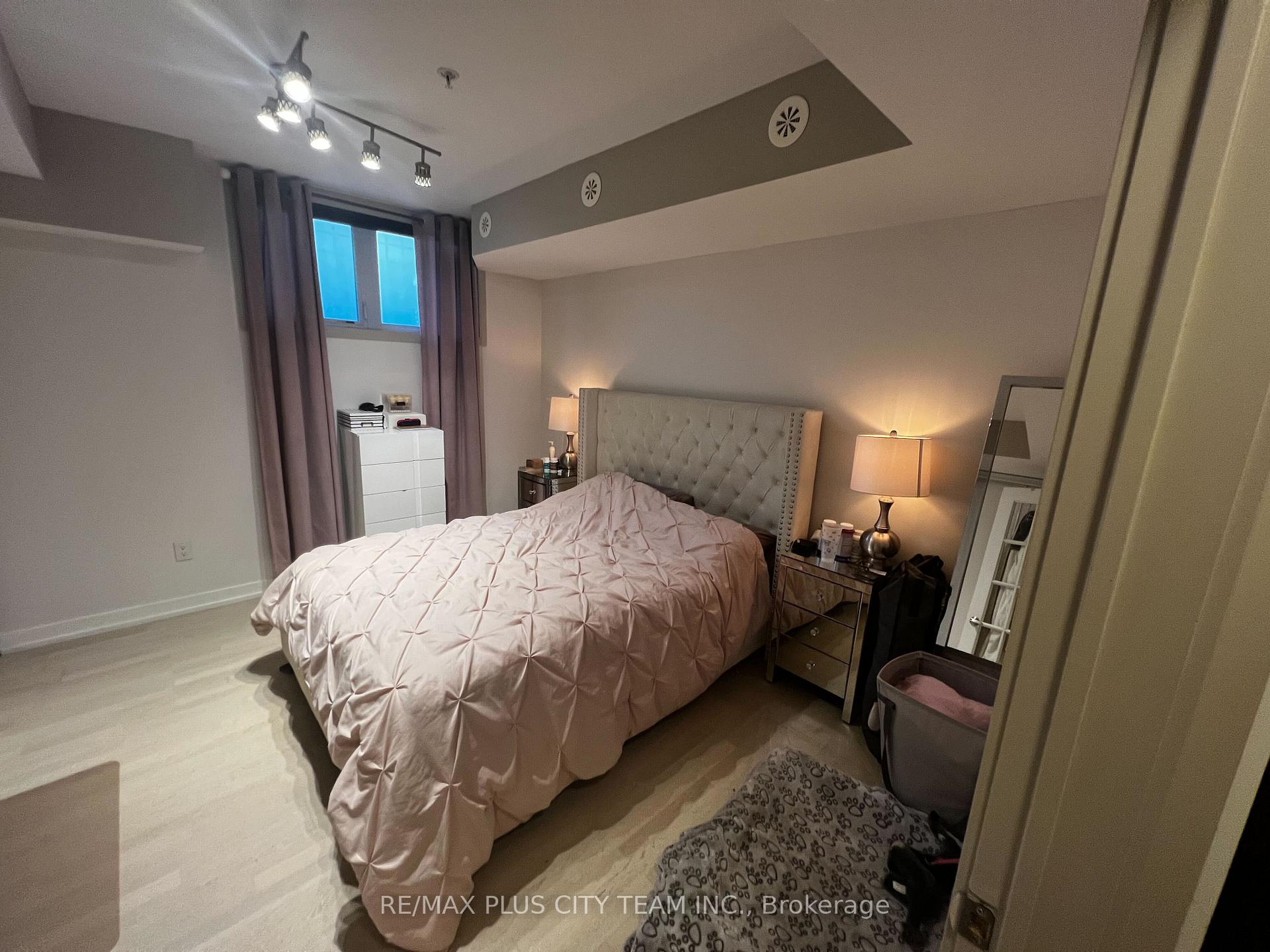 Photo 7 of Unit 34, 140 Broadview Avenue, Toronto, South Riverdale — HOMEH