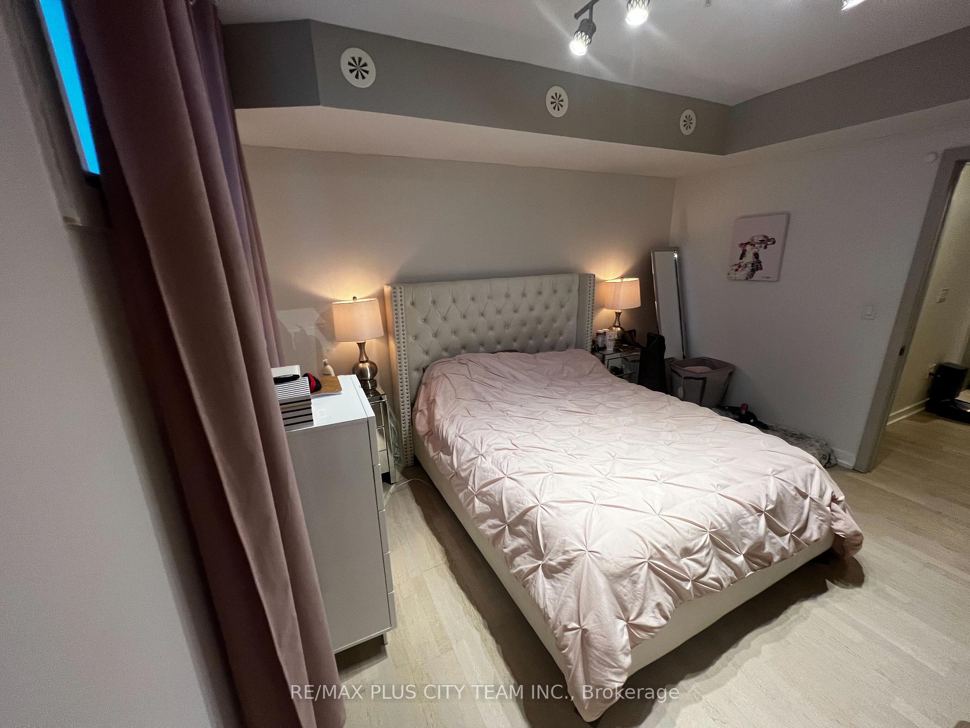 Photo 8 of Unit 34, 140 Broadview Avenue, Toronto, South Riverdale — HOMEH
