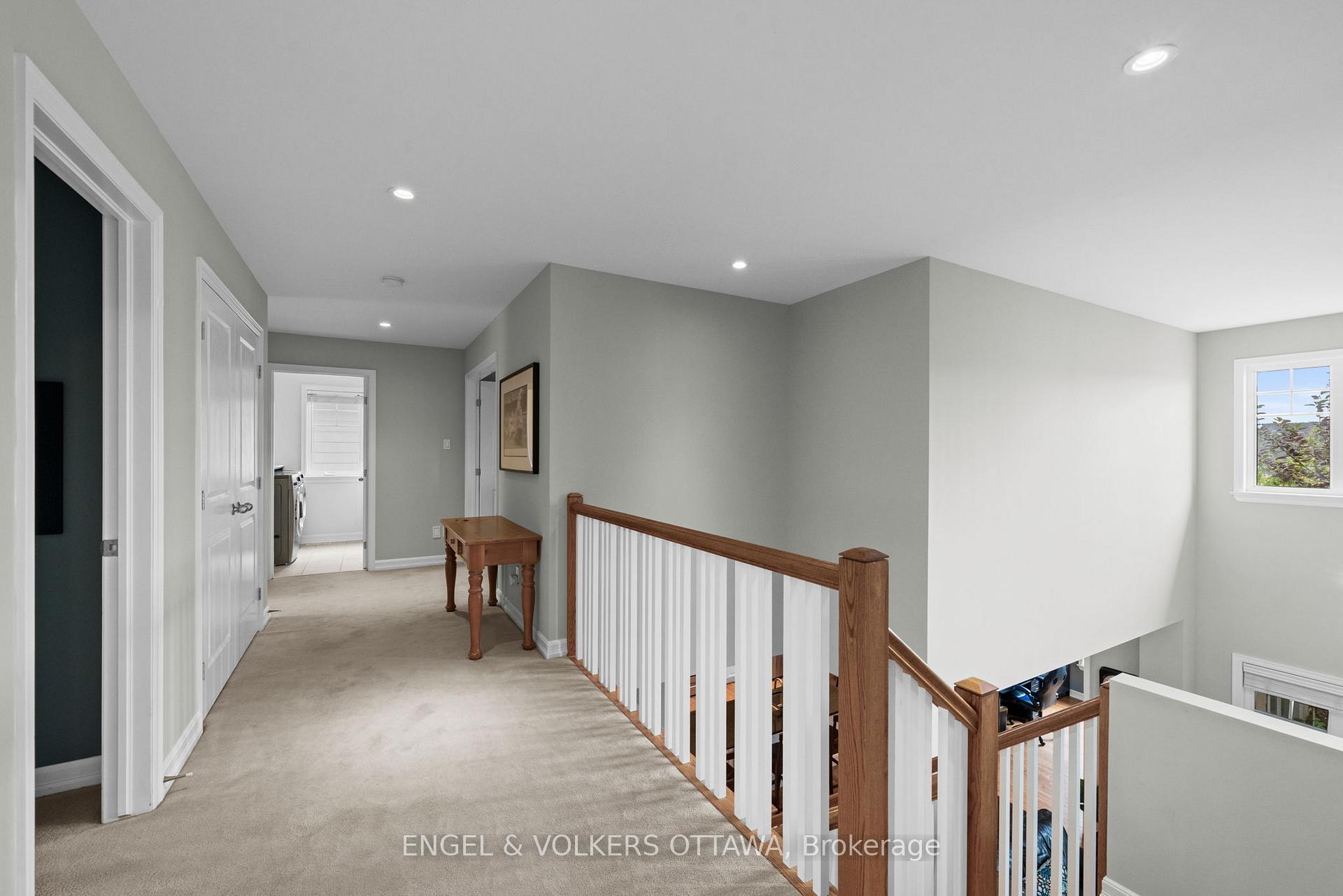 Photo 19 of 564 Erinwoods Circle, Ottawa, Barrhaven - Stonebridge — HOMEH
