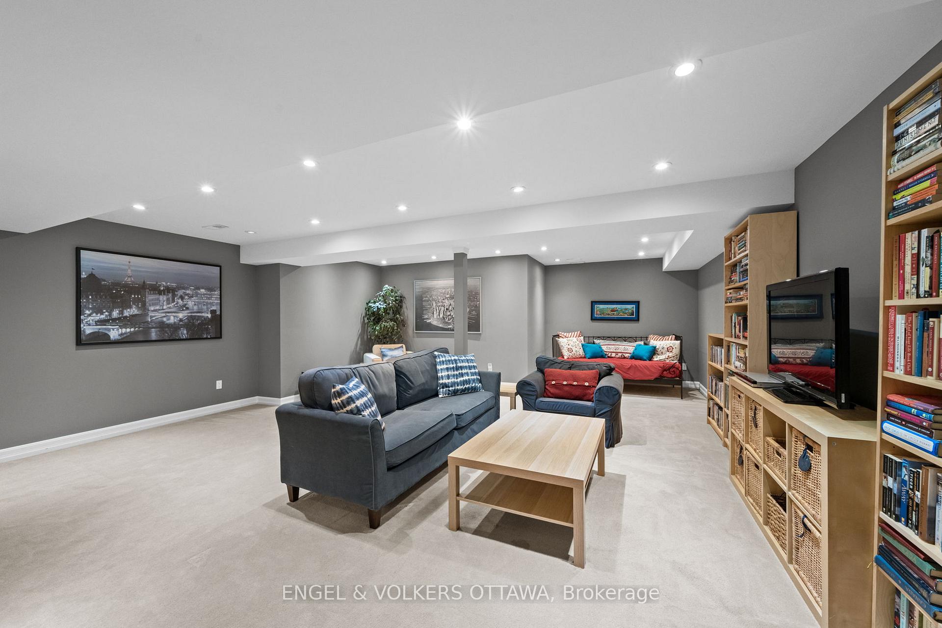 Photo 29 of 564 Erinwoods Circle, Ottawa, Barrhaven - Stonebridge — HOMEH