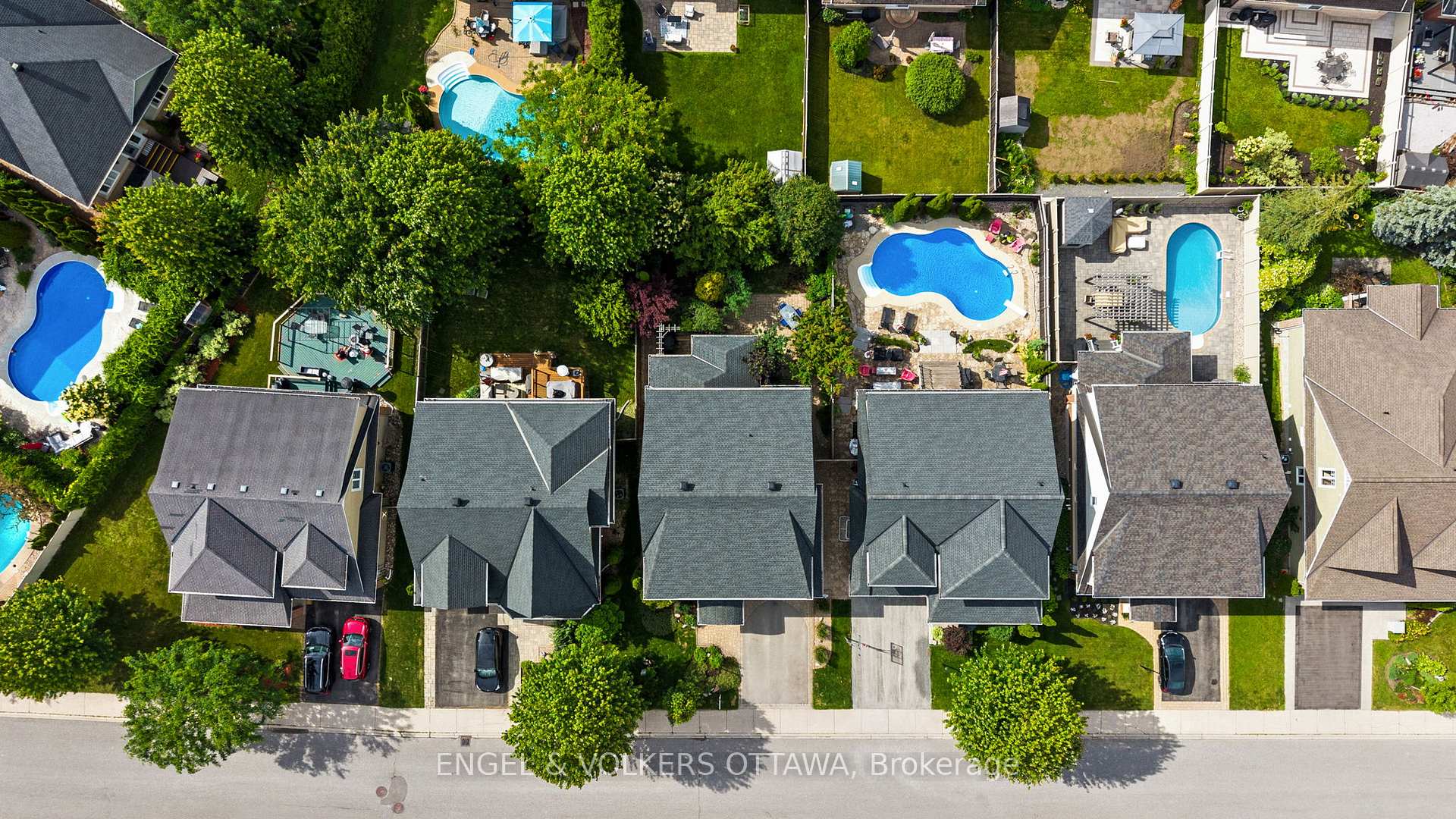 Photo 37 of 564 Erinwoods Circle, Ottawa, Barrhaven - Stonebridge — HOMEH