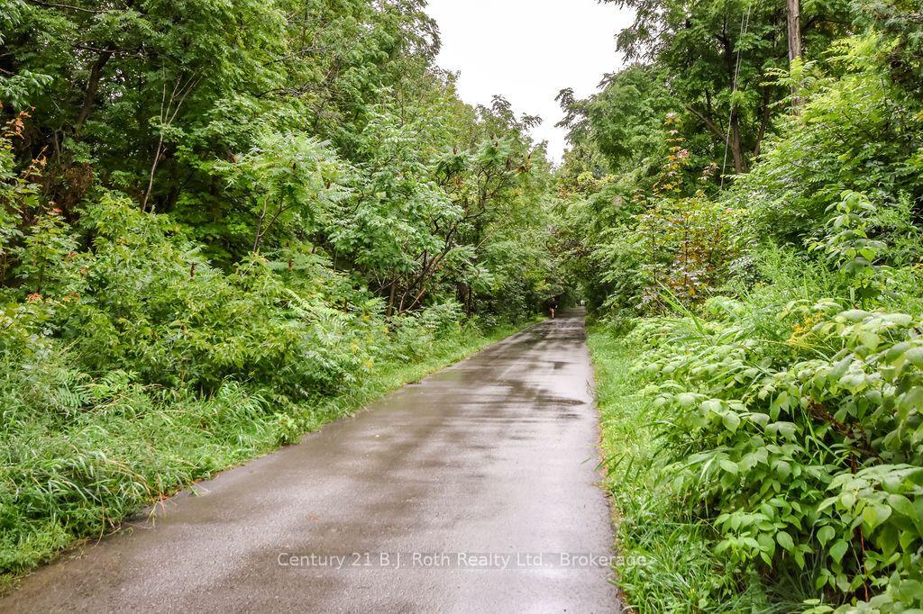 Photo 16 of 299 Bay Street, Orillia — HOMEH