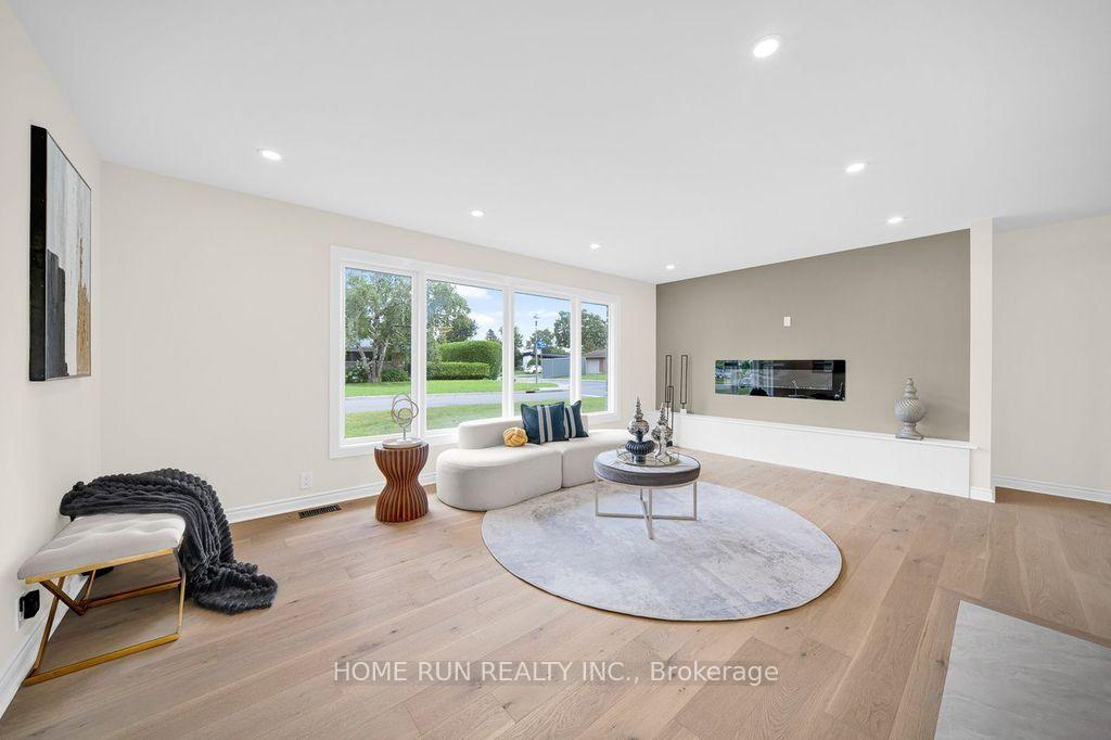 Photo 6 of 50 Ullswater Drive, Ottawa, Crystal Beach — HOMEH