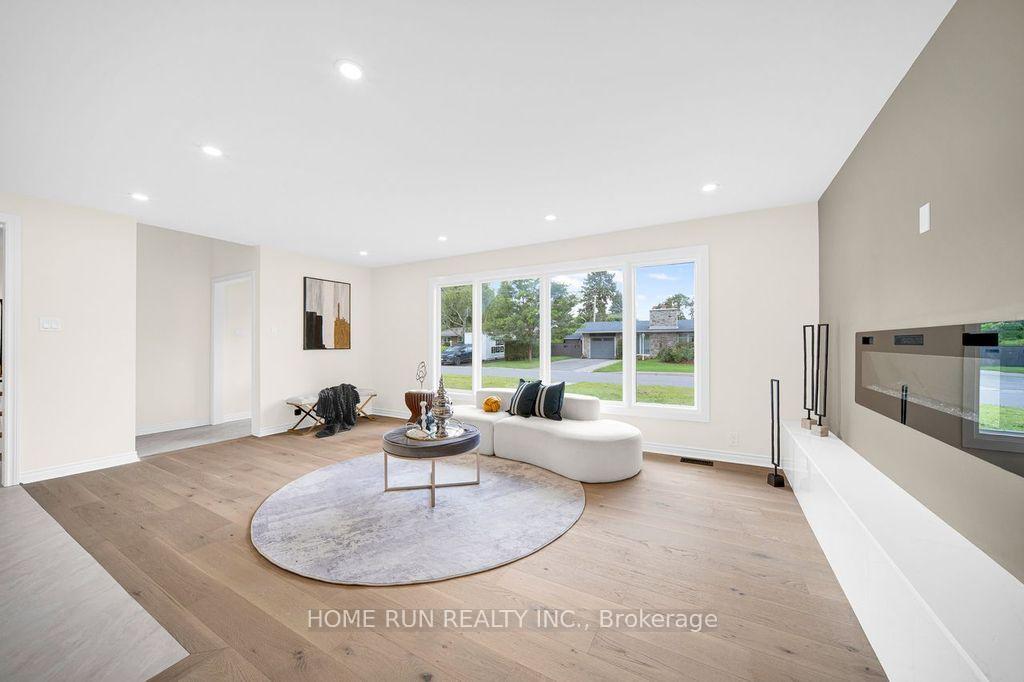 Photo 8 of 50 Ullswater Drive, Ottawa, Crystal Beach — HOMEH
