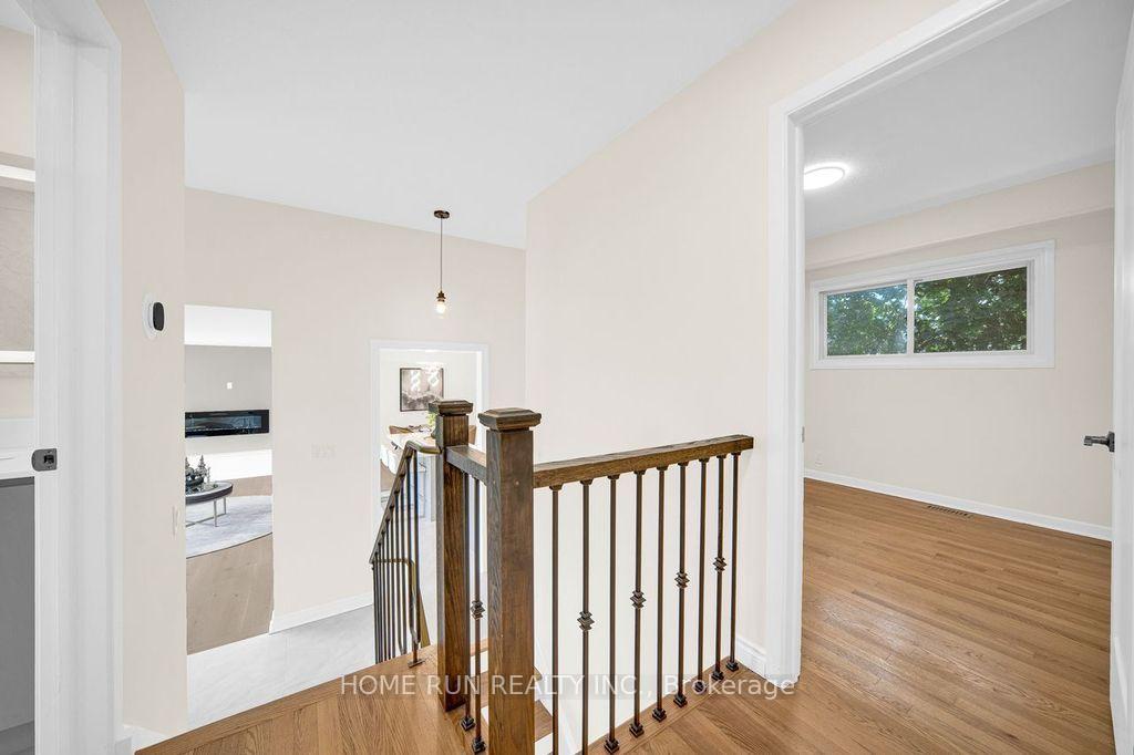 Photo 21 of 50 Ullswater Drive, Ottawa, Crystal Beach — HOMEH