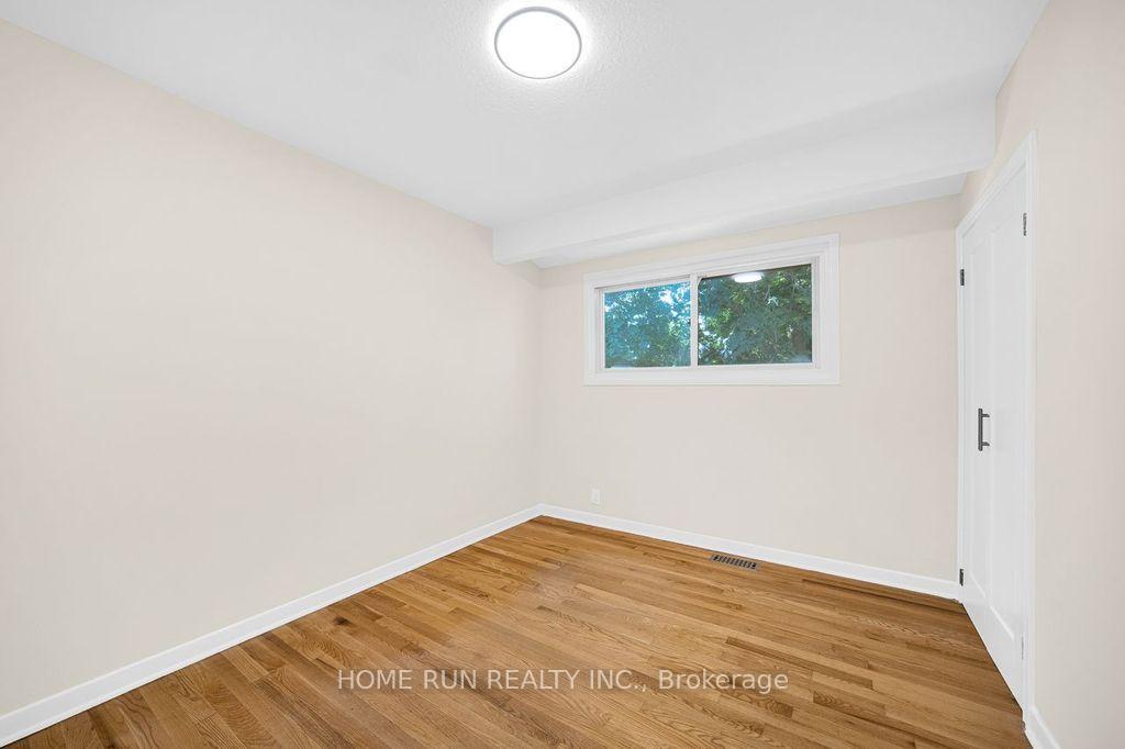 Photo 25 of 50 Ullswater Drive, Ottawa, Crystal Beach — HOMEH