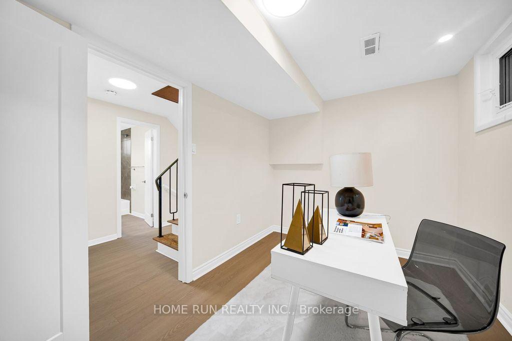 Photo 30 of 50 Ullswater Drive, Ottawa, Crystal Beach — HOMEH