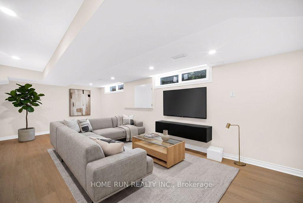 Photo 34 of 50 Ullswater Drive, Ottawa, Crystal Beach — HOMEH