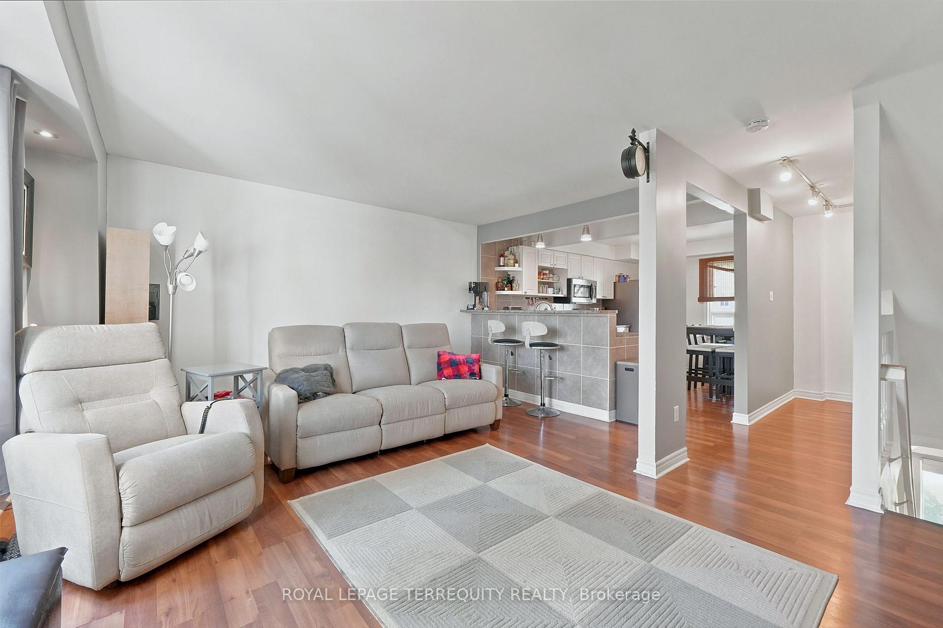 Photo 12 of Unit 67, 67 Enmount Drive, Brampton, Southgate — HOMEH