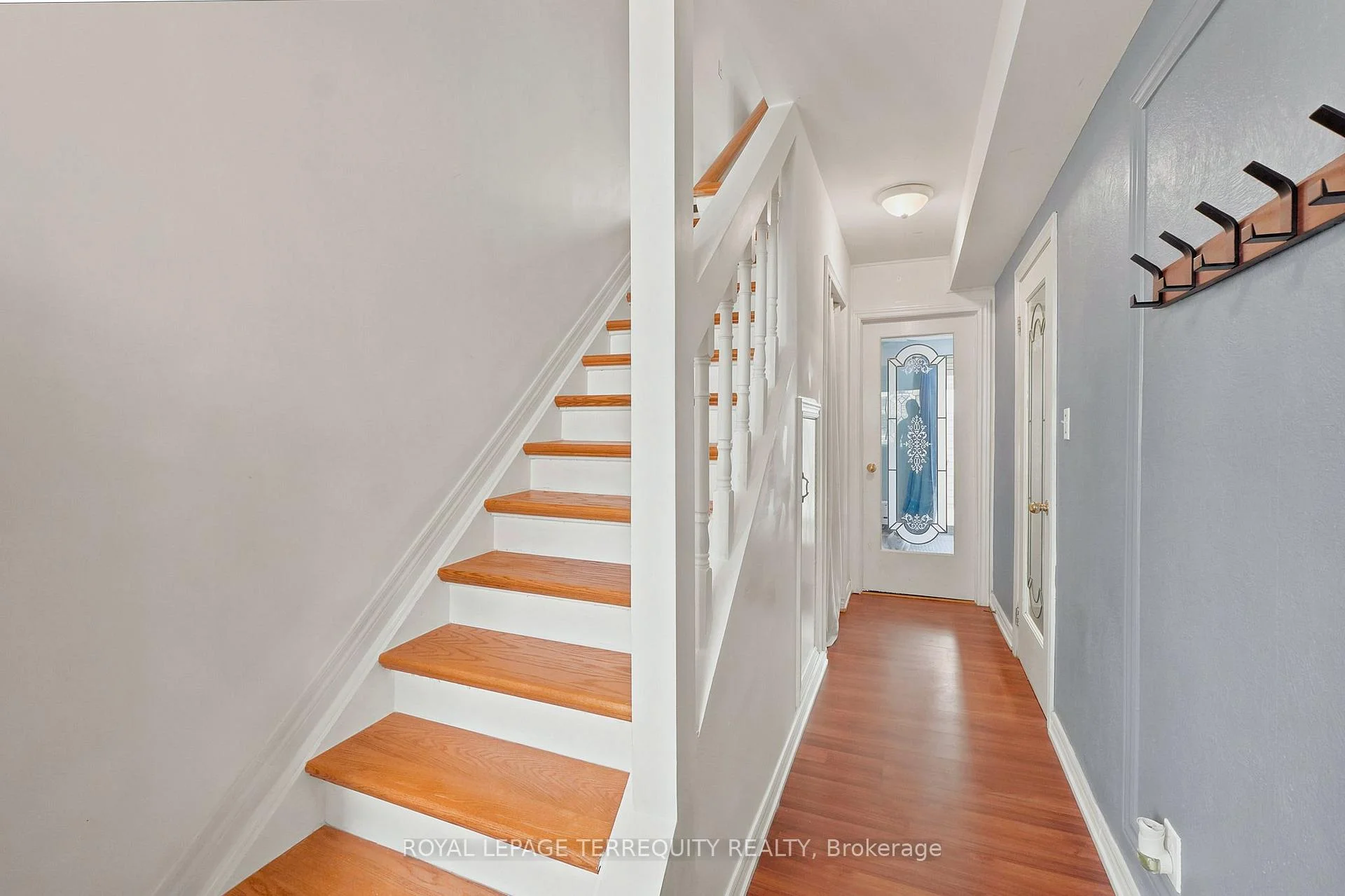 Photo 6 of Unit 67, 67 Enmount Drive, Brampton, Southgate — HOMEH