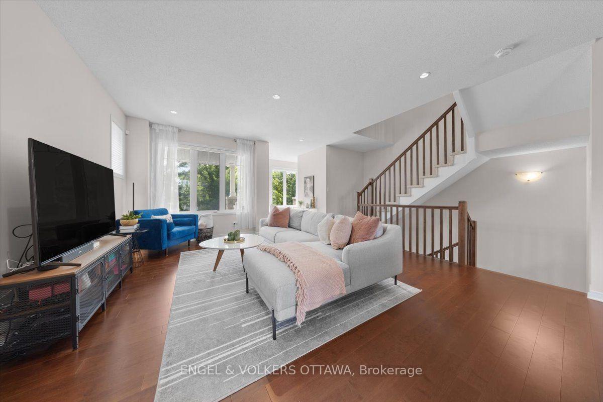 Photo 8 of 429 Sweetflag Street, Ottawa, Barrhaven - Longfields — HOMEH