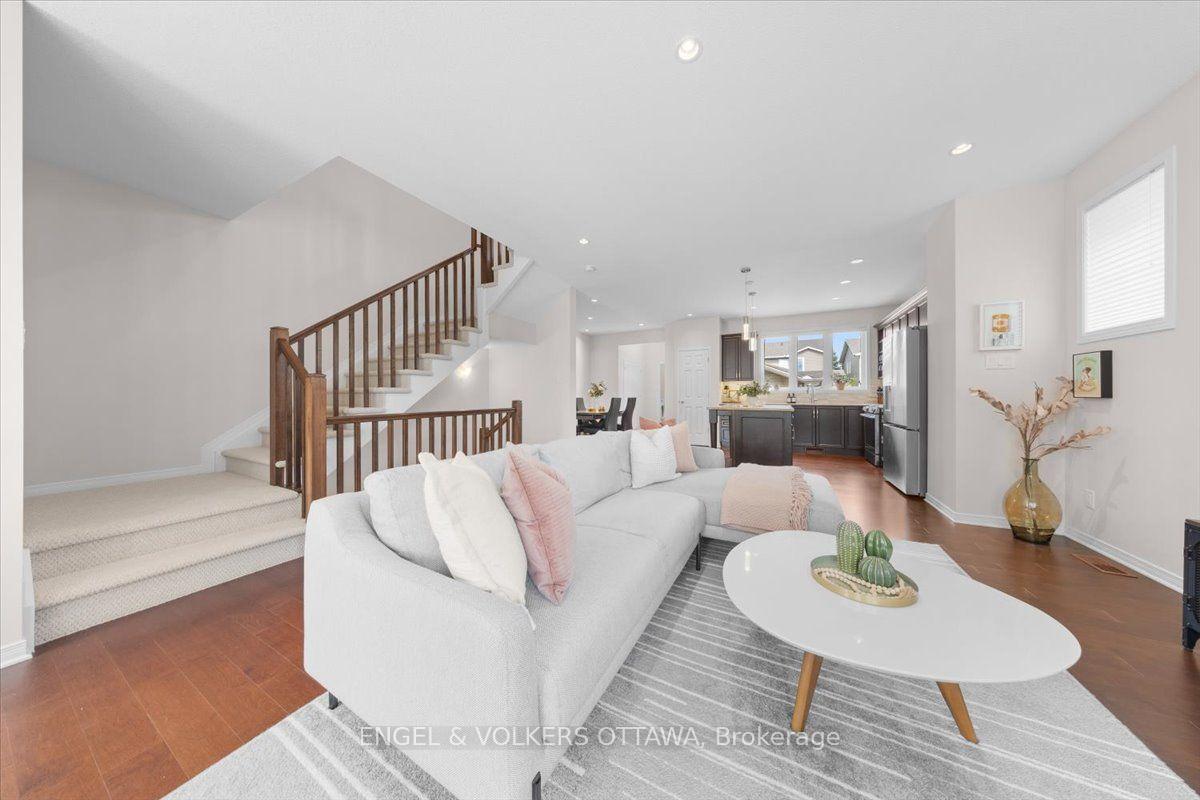 Photo 10 of 429 Sweetflag Street, Ottawa, Barrhaven - Longfields — HOMEH