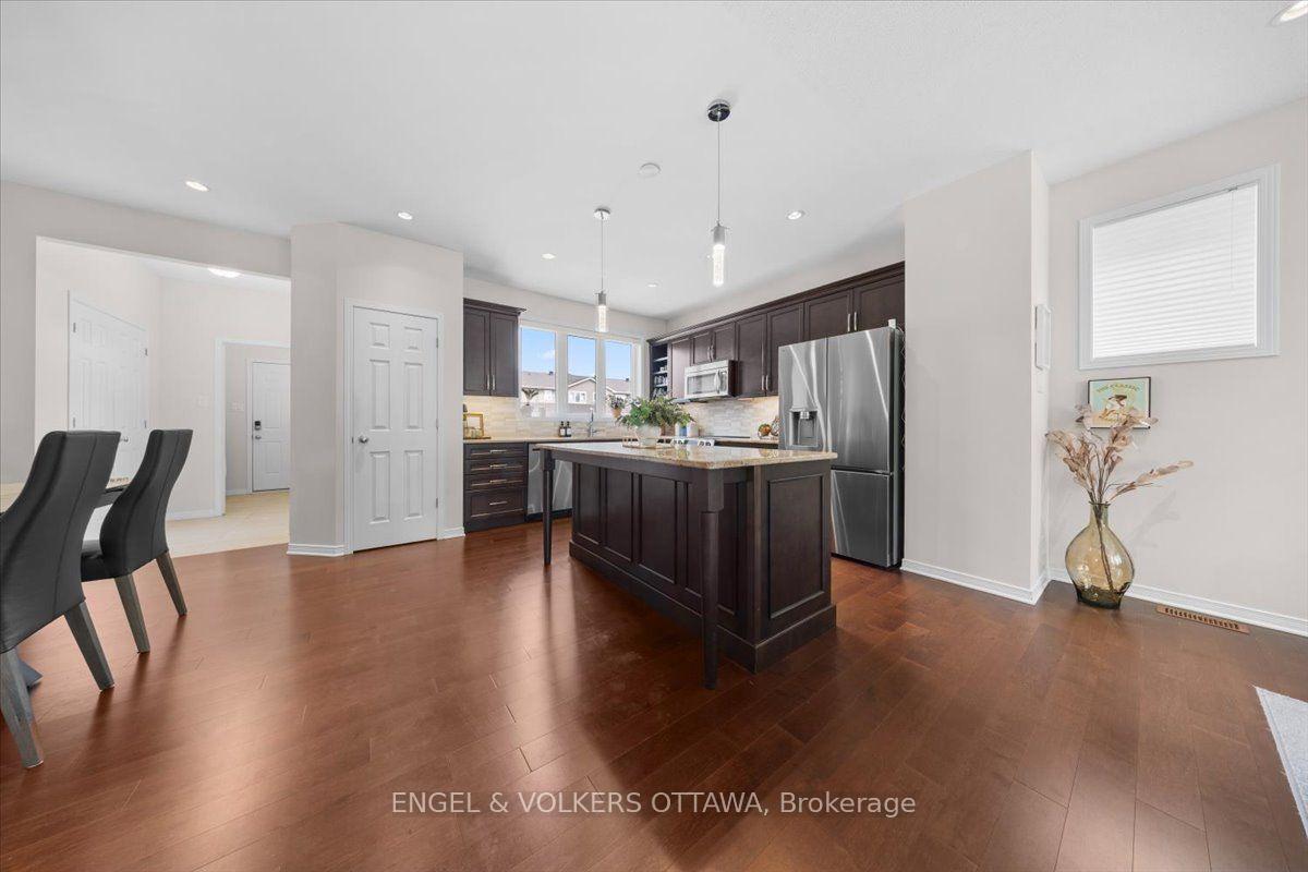 Photo 11 of 429 Sweetflag Street, Ottawa, Barrhaven - Longfields — HOMEH
