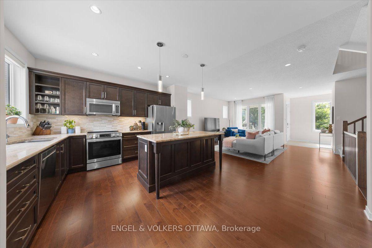 Photo 13 of 429 Sweetflag Street, Ottawa, Barrhaven - Longfields — HOMEH