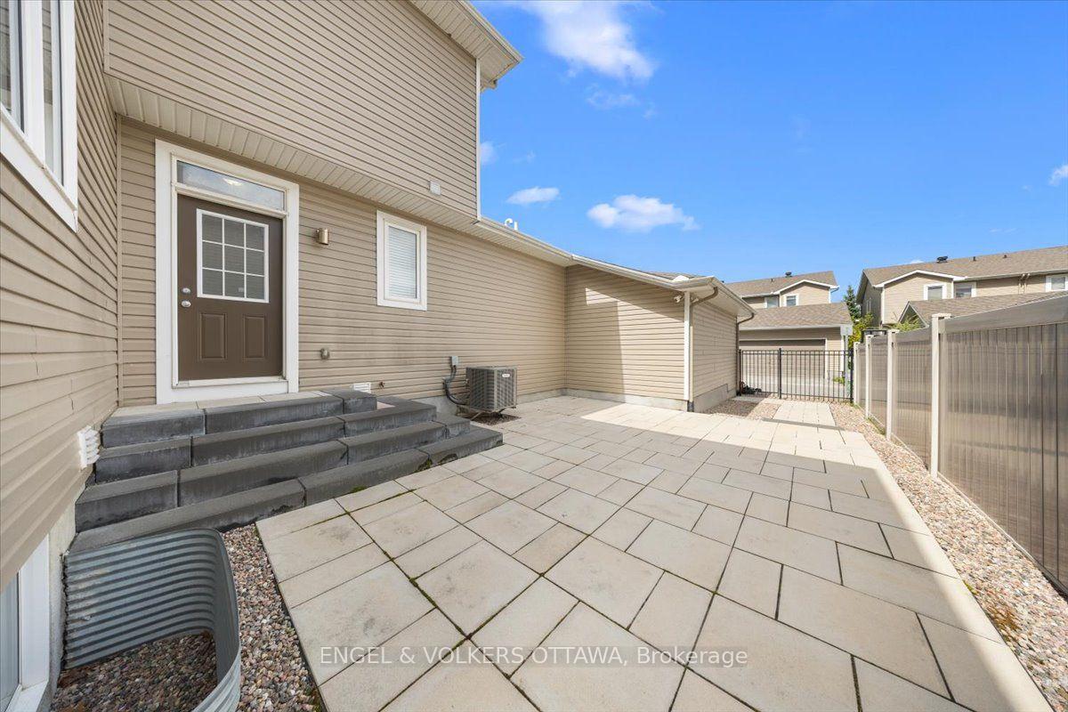 Photo 43 of 429 Sweetflag Street, Ottawa, Barrhaven - Longfields — HOMEH
