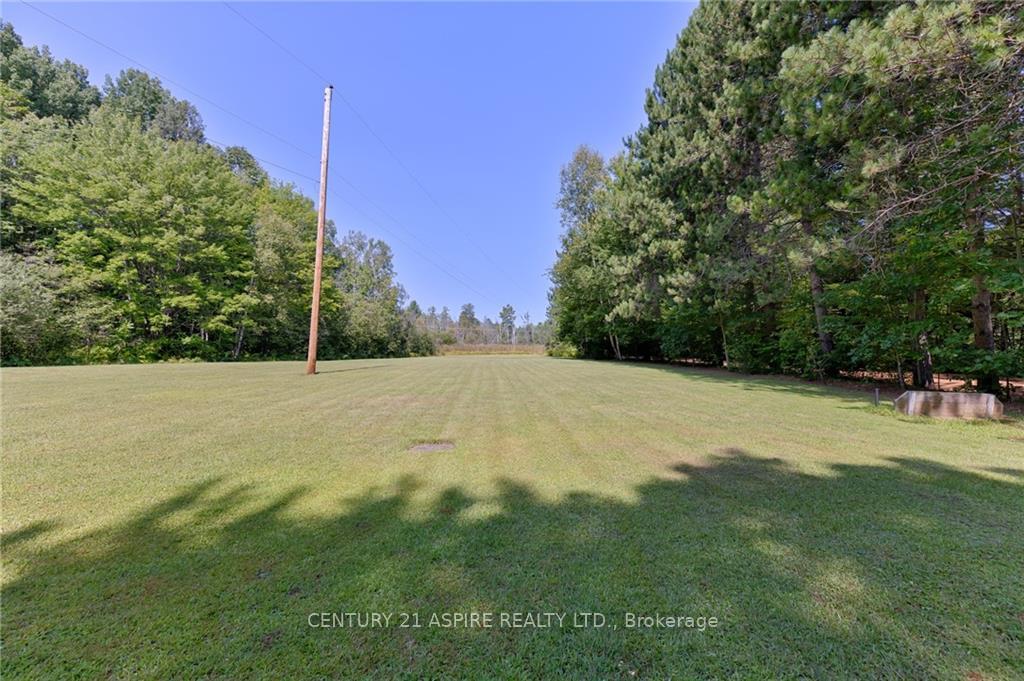 Photo 9 of 86 Sack Road, Petawawa, Petawawa — HOMEH