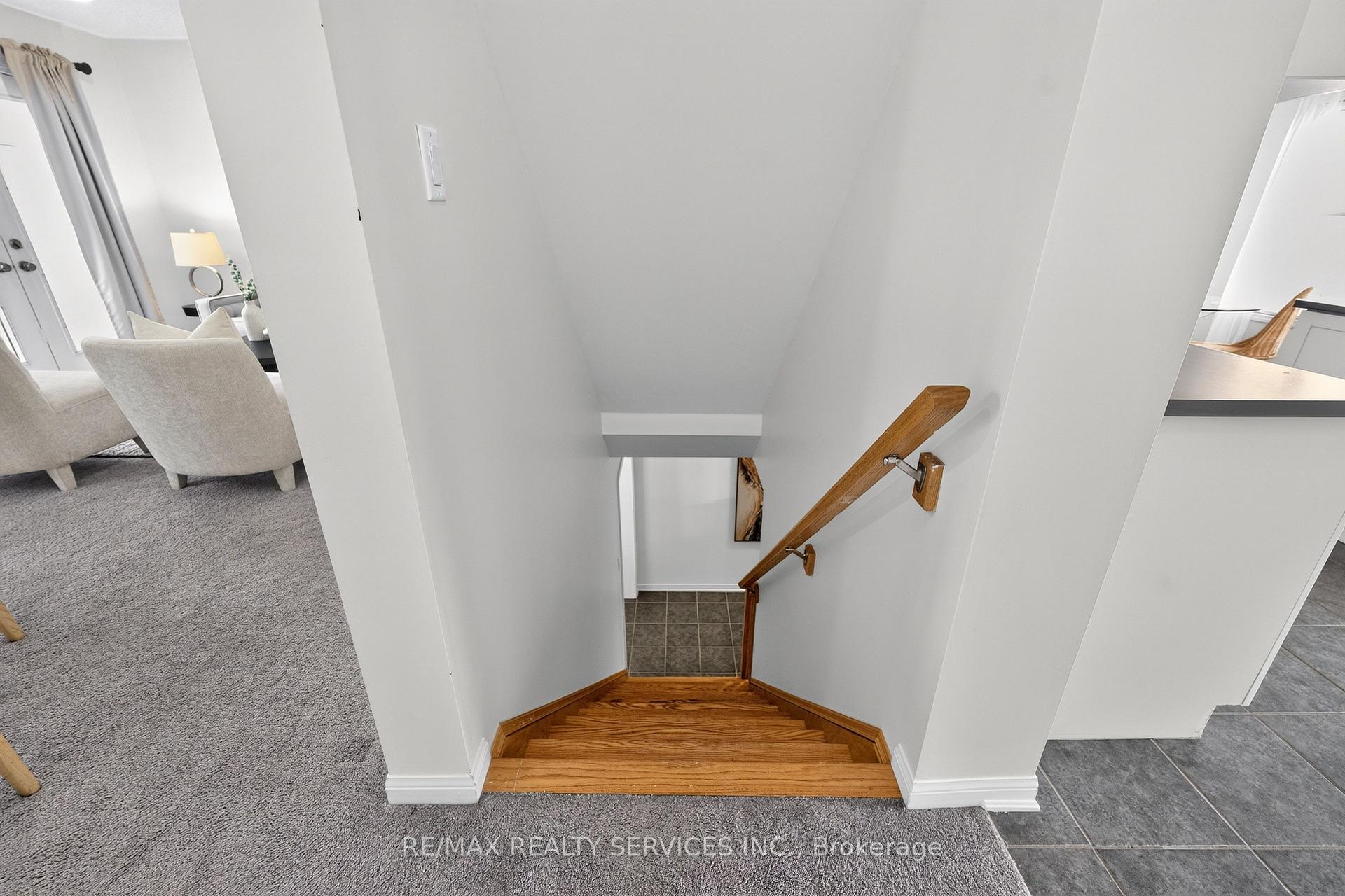 Photo 10 of 878 Jempson Path, Milton, Harrison — HOMEH