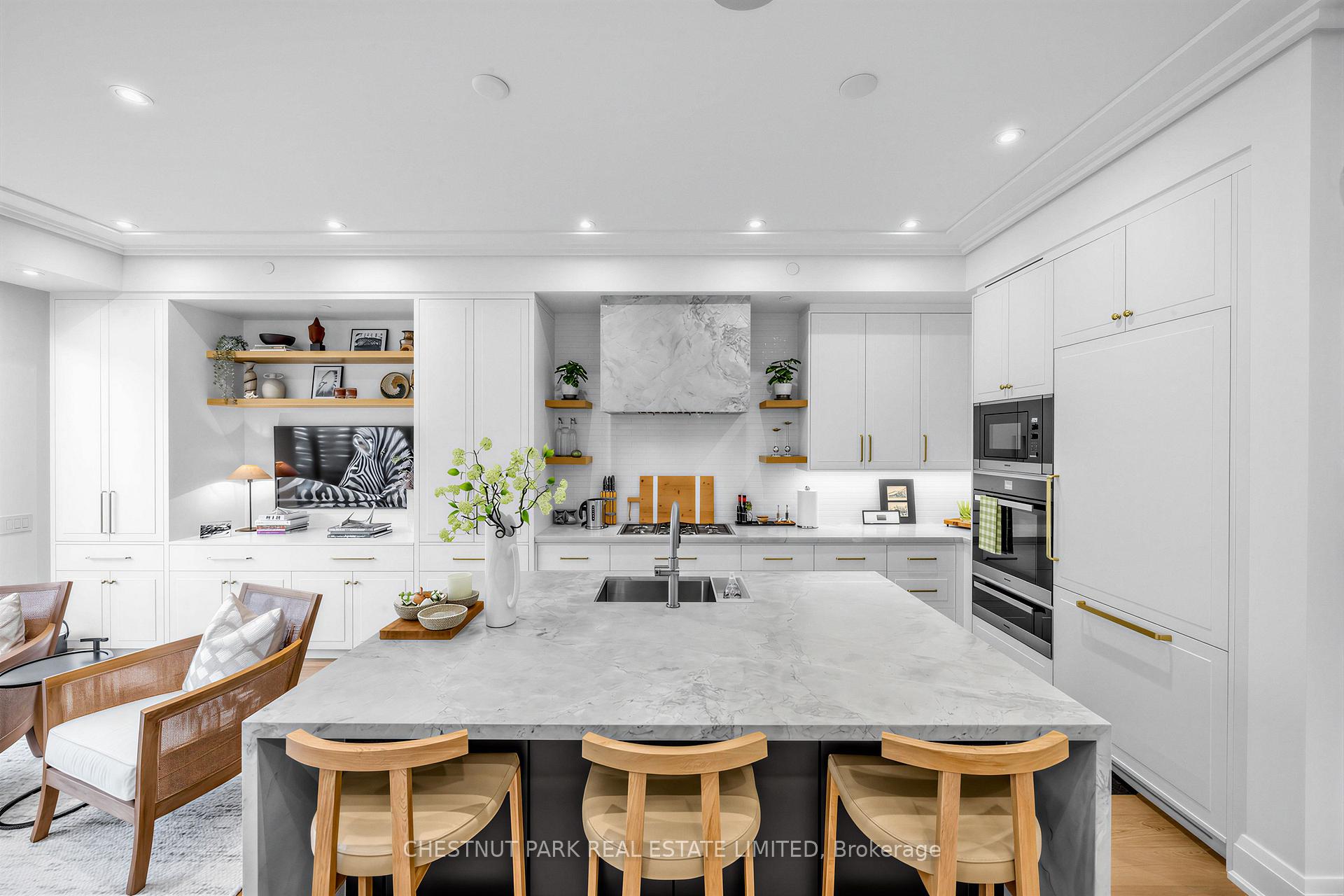 Photo 10 of 29 Oaklands Avenue, Toronto, Yonge-St. Clair — HOMEH