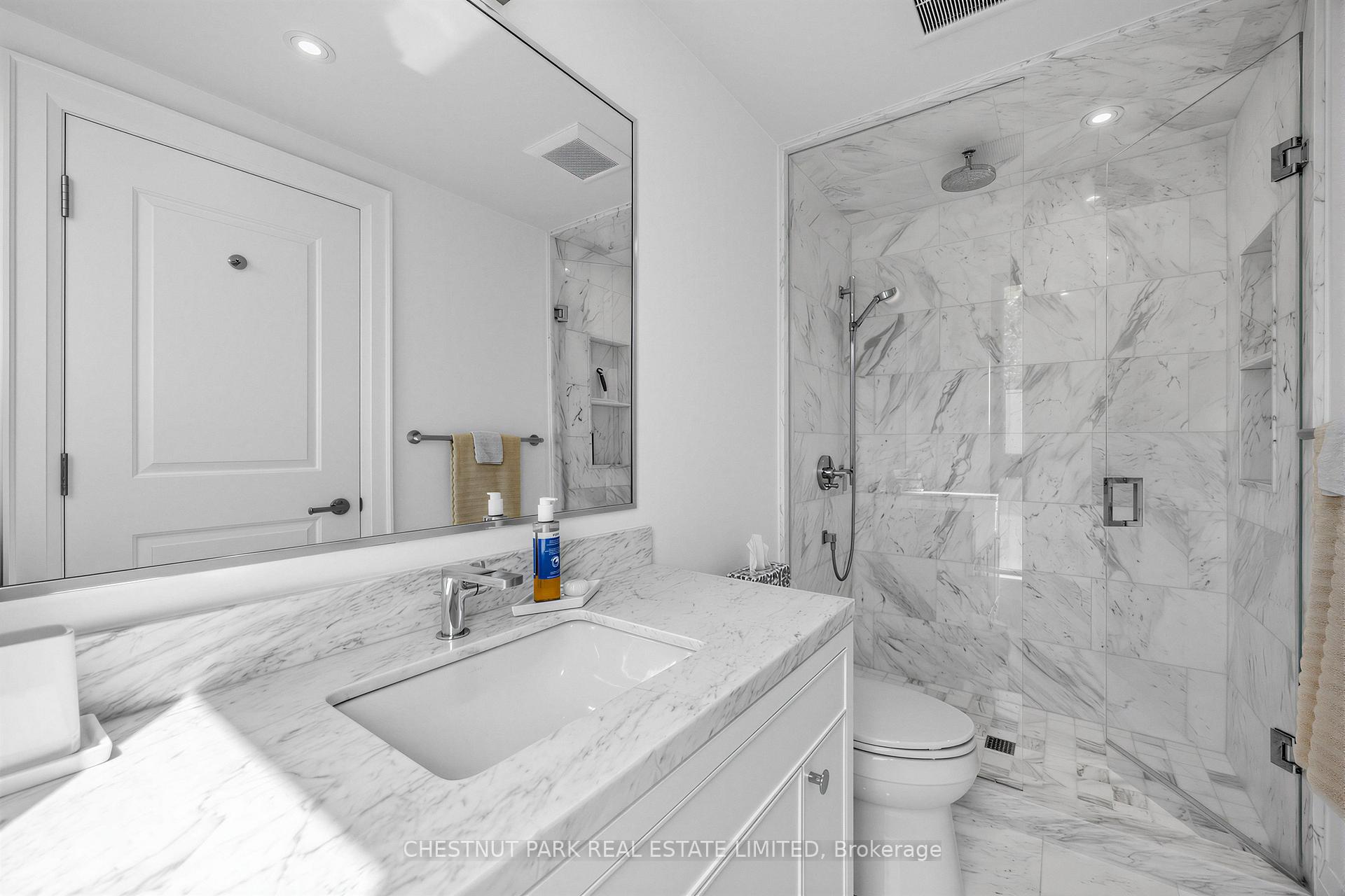 Photo 20 of 29 Oaklands Avenue, Toronto, Yonge-St. Clair — HOMEH