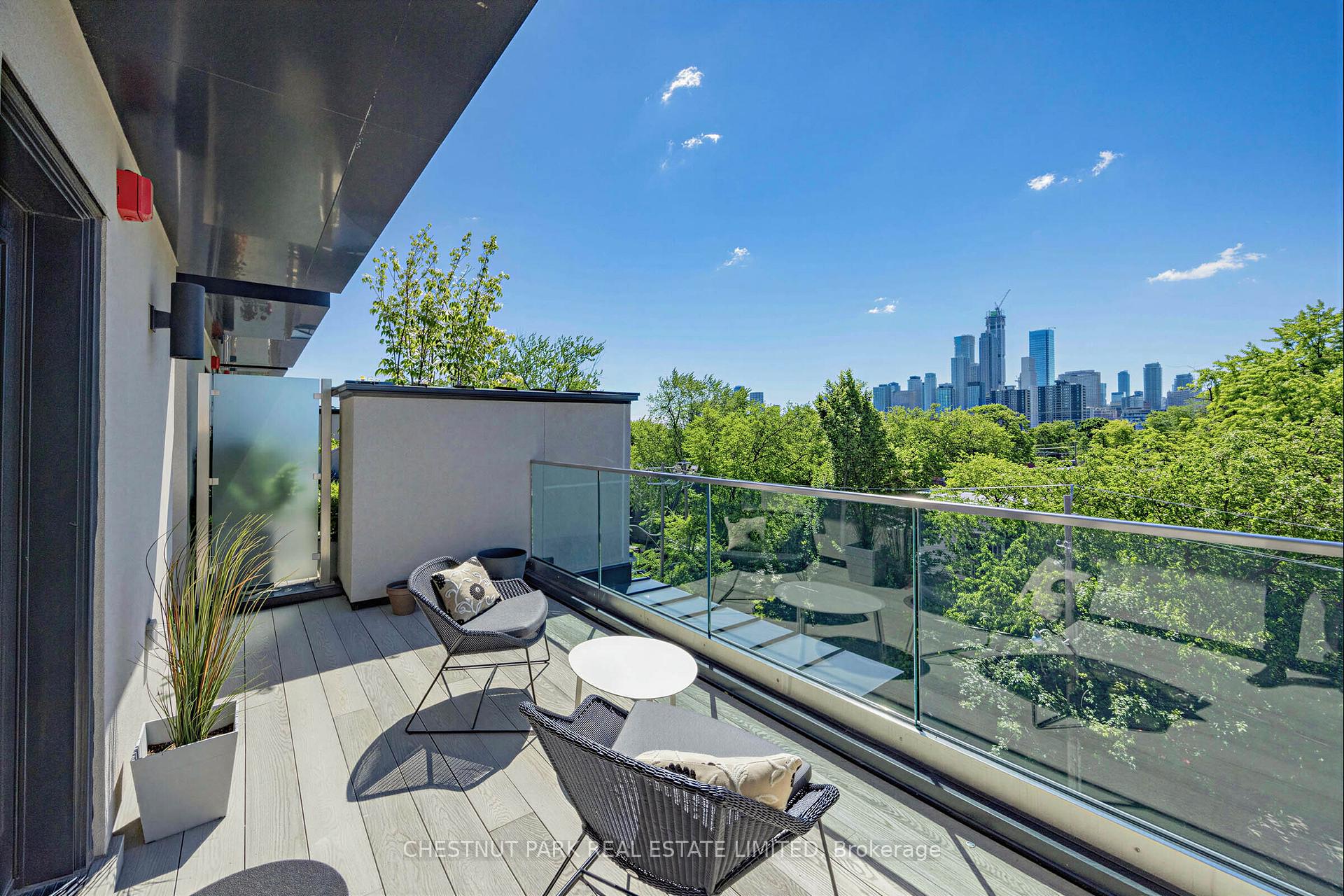 Photo 31 of 29 Oaklands Avenue, Toronto, Yonge-St. Clair — HOMEH