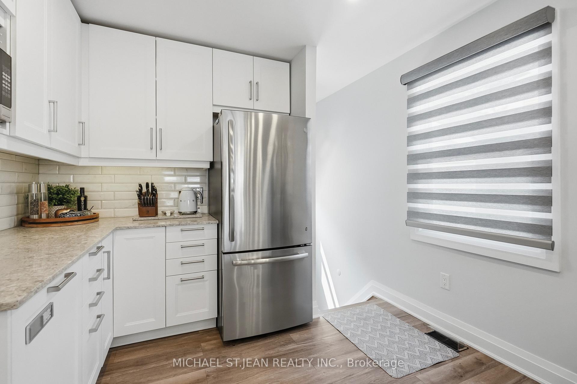 Photo 17 of 58 Tragina Avenue S, Hamilton, Bartonville — HOMEH