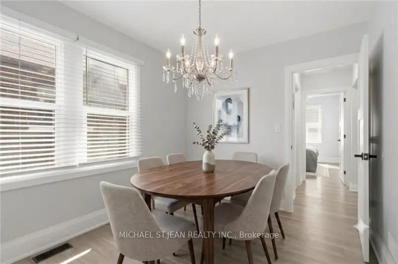 Photo 24 of 58 Tragina Avenue S, Hamilton, Bartonville — HOMEH