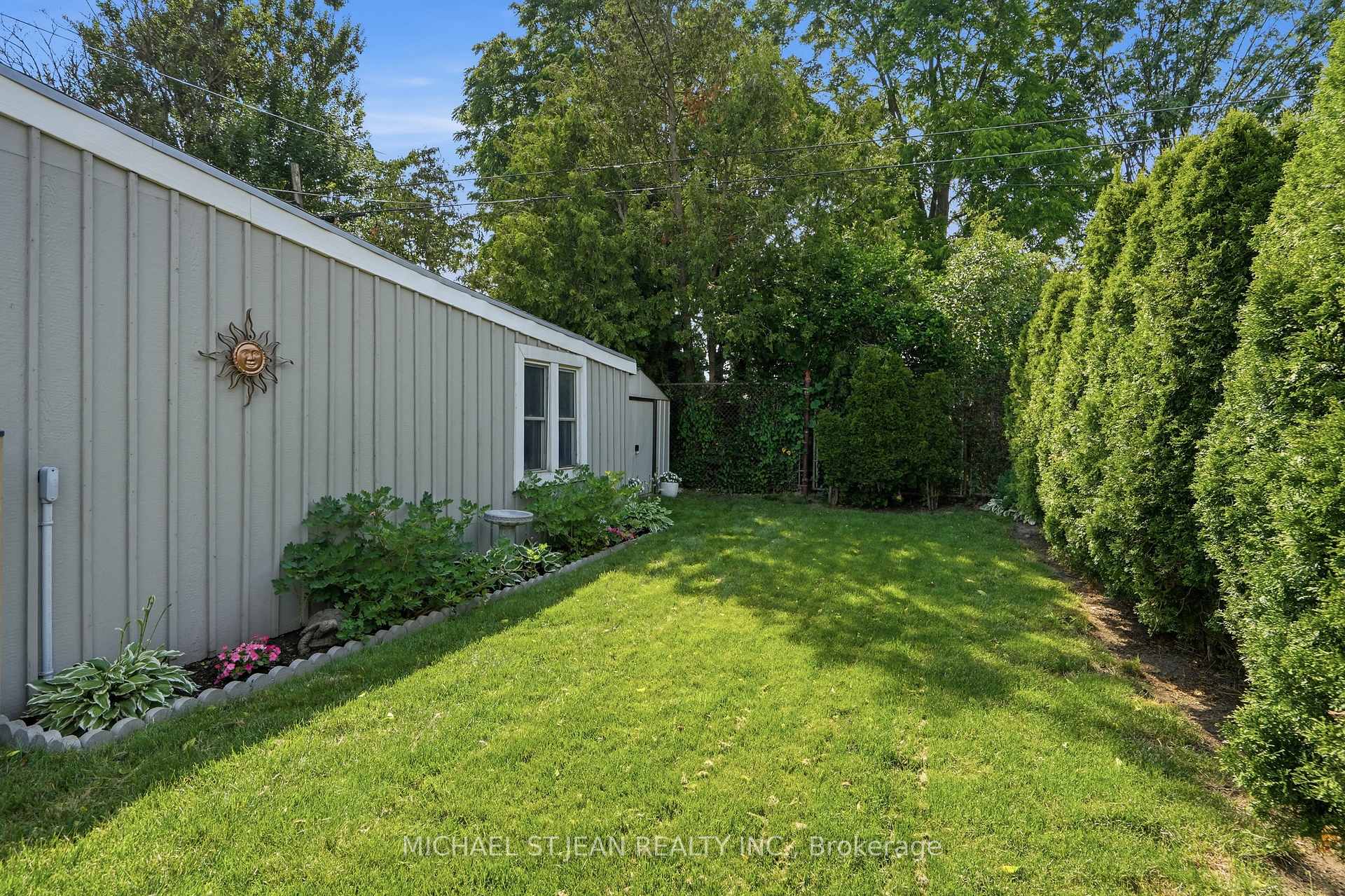 Photo 48 of 58 Tragina Avenue S, Hamilton, Bartonville — HOMEH