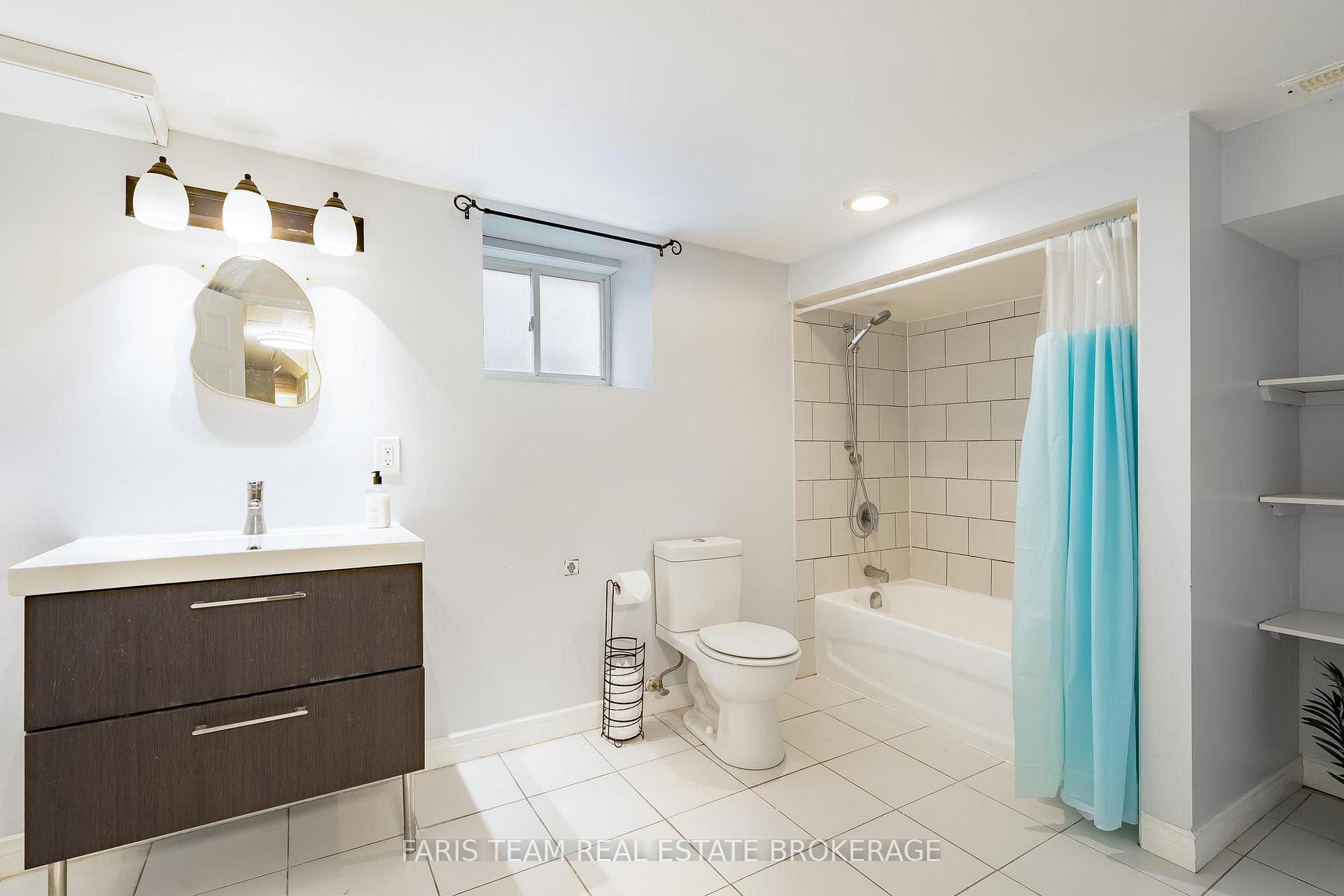 Photo 27 of 10 Karen Crescent, Orillia — HOMEH