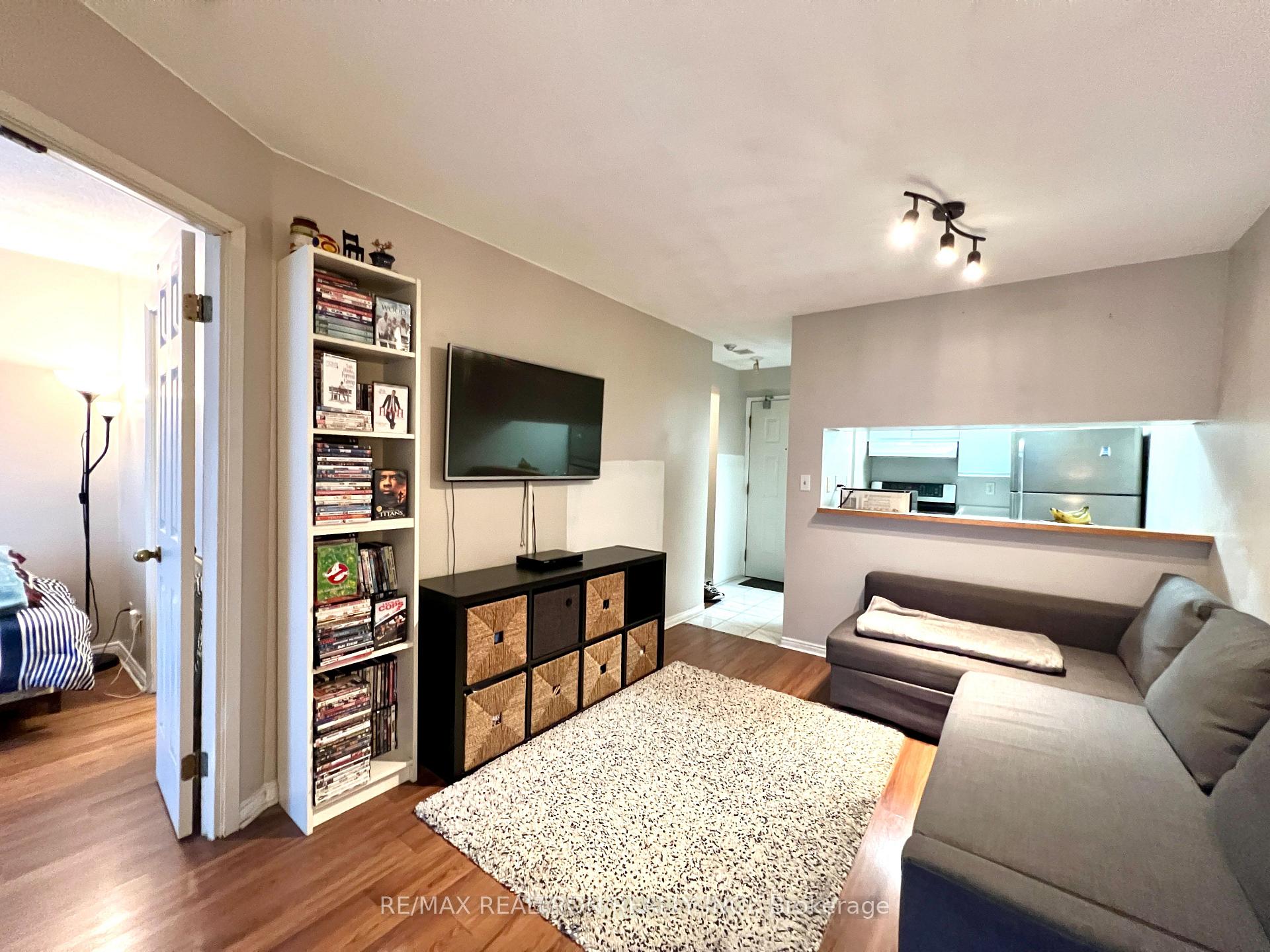 Photo 5 of Unit 512, 222 The Esplanade, Toronto, Waterfront Communities — HOMEH
