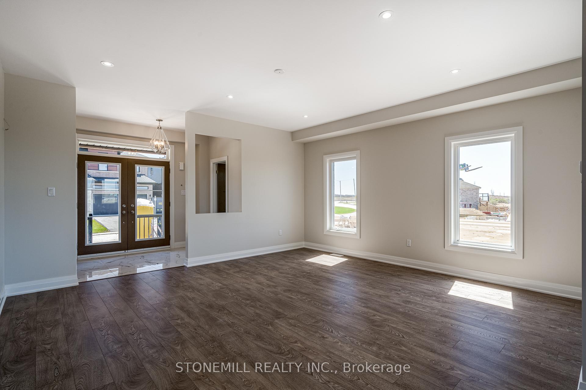 Photo 9 of 229 Midland Place, Welland, Hwy 406/Welland — HOMEH