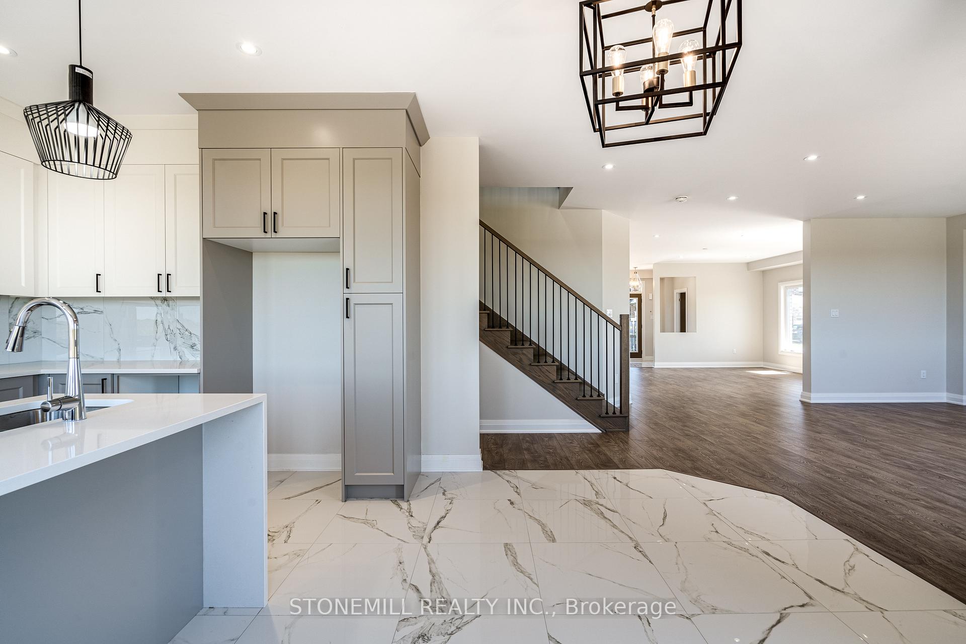 Photo 22 of 229 Midland Place, Welland, Hwy 406/Welland — HOMEH