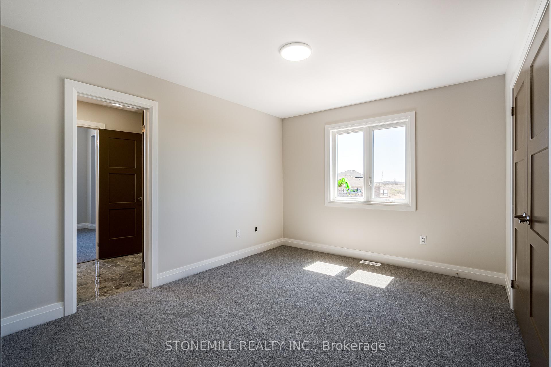 Photo 29 of 229 Midland Place, Welland, Hwy 406/Welland — HOMEH