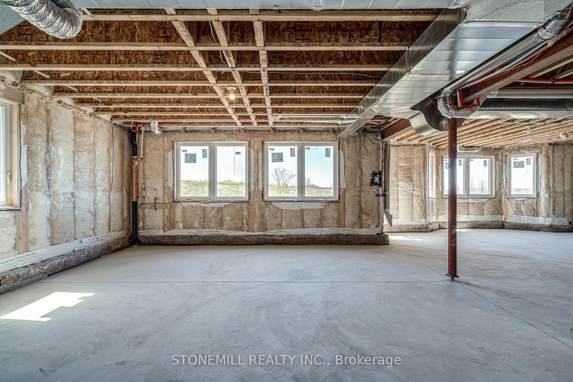 Photo 34 of 229 Midland Place, Welland, Hwy 406/Welland — HOMEH