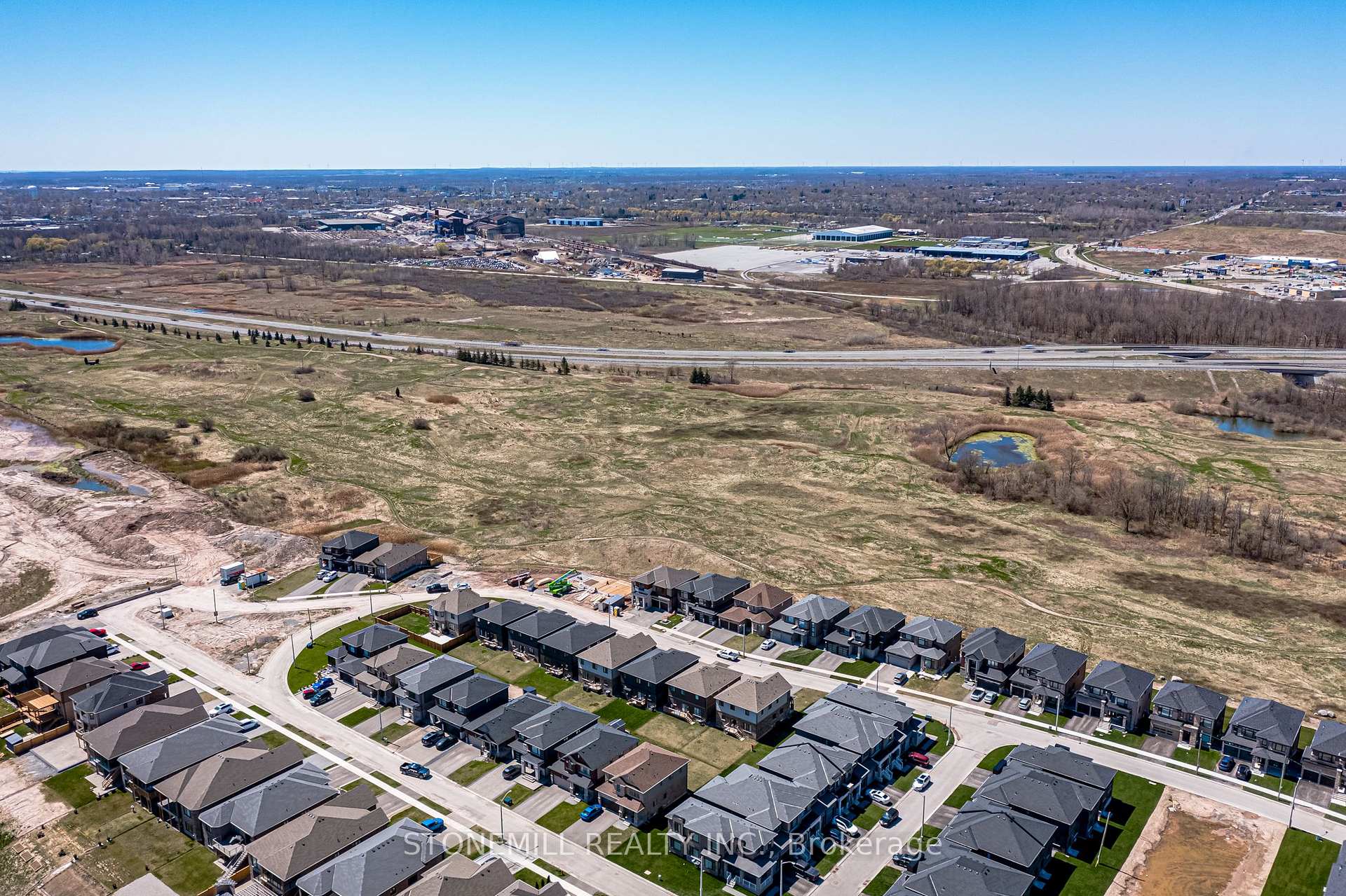 Photo 36 of 229 Midland Place, Welland, Hwy 406/Welland — HOMEH