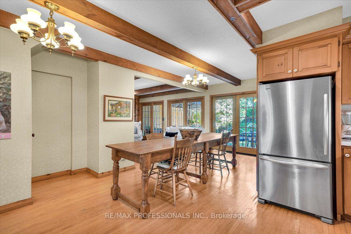 Photo 16 of 65 Dunedin Drive, Etobicoke, Kingsway South — HOMEH