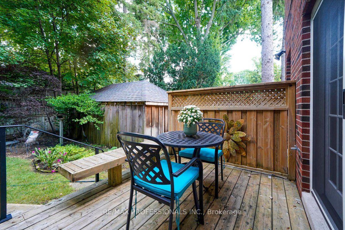 Photo 50 of 65 Dunedin Drive, Etobicoke, Kingsway South — HOMEH