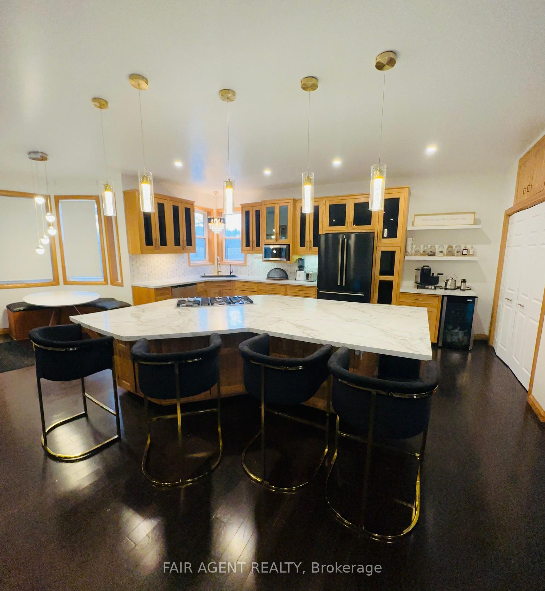 Photo 3 of 56091 Maple Grove Line, Bayham, Rural Bayham — HOMEH