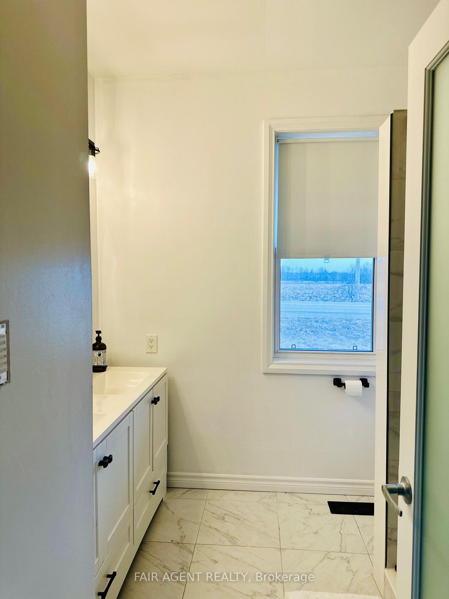 Photo 10 of 56091 Maple Grove Line, Bayham, Rural Bayham — HOMEH