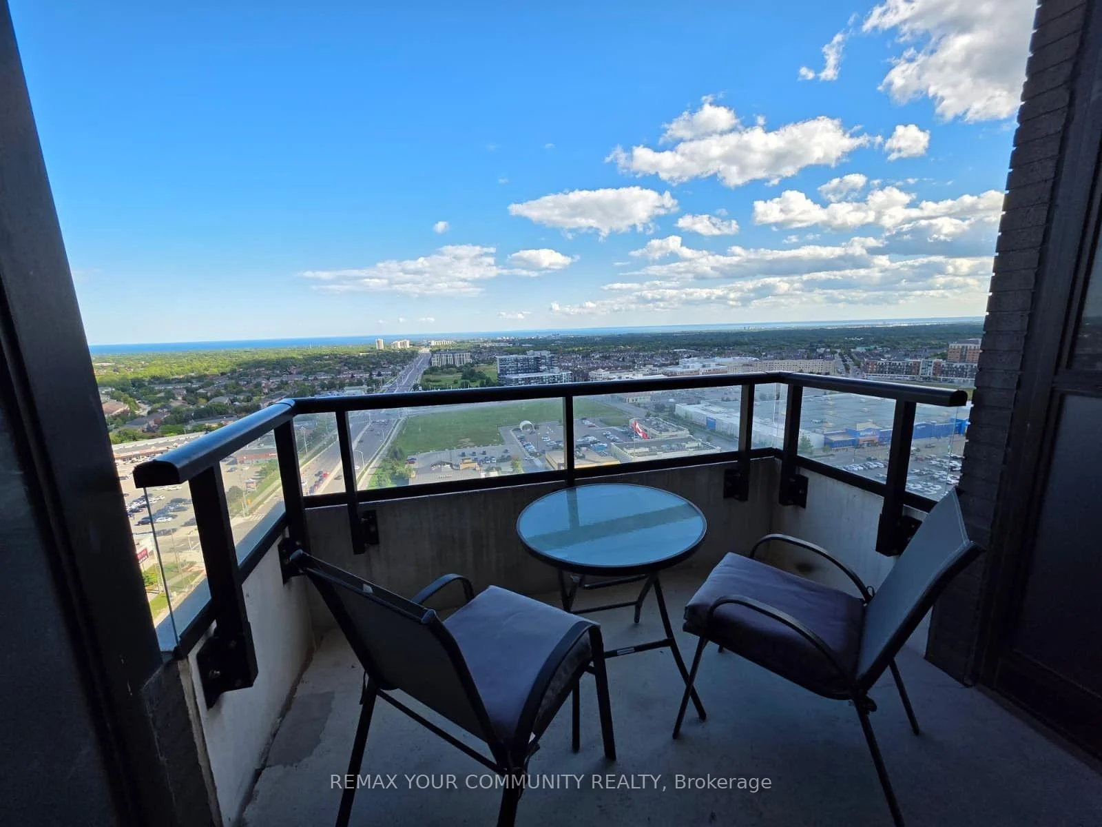 Photo 19 of Unit 2010, 297 Oak Walk Drive, Oakville, River Oaks — HOMEH