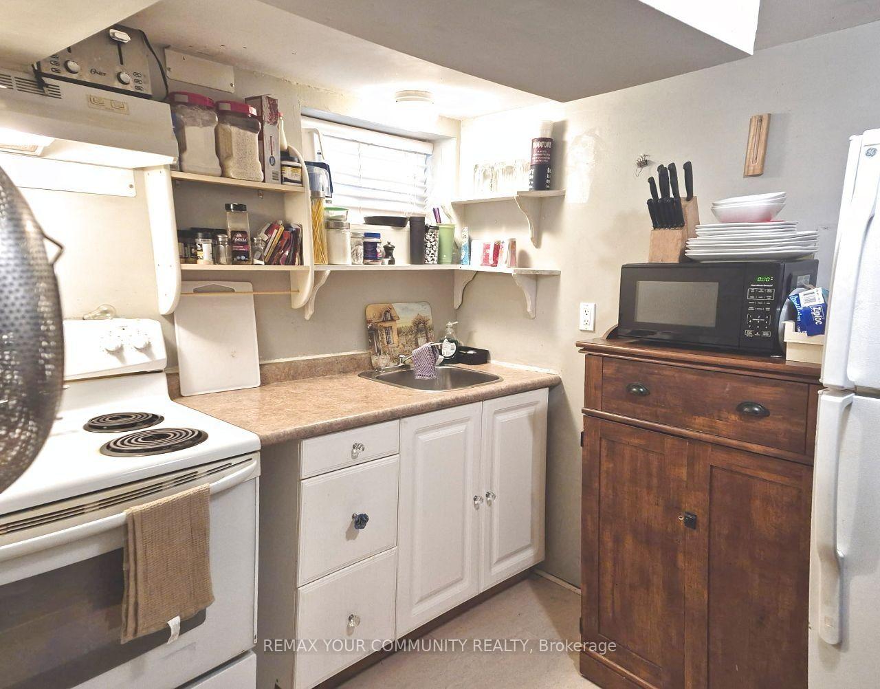 Photo 15 of 520 Cromwell Avenue, Oshawa, Vanier — HOMEH