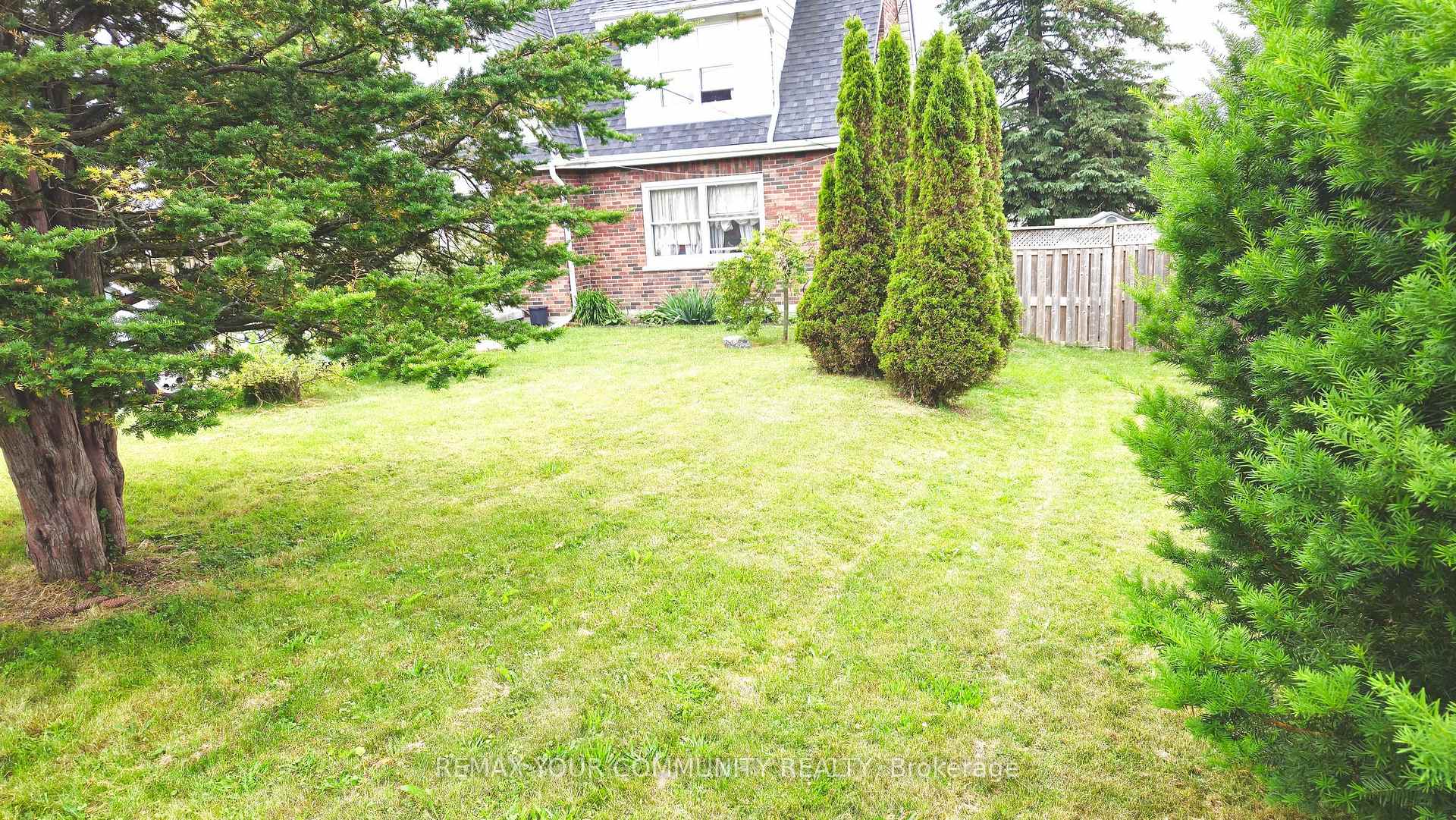 Photo 17 of 520 Cromwell Avenue, Oshawa, Vanier — HOMEH