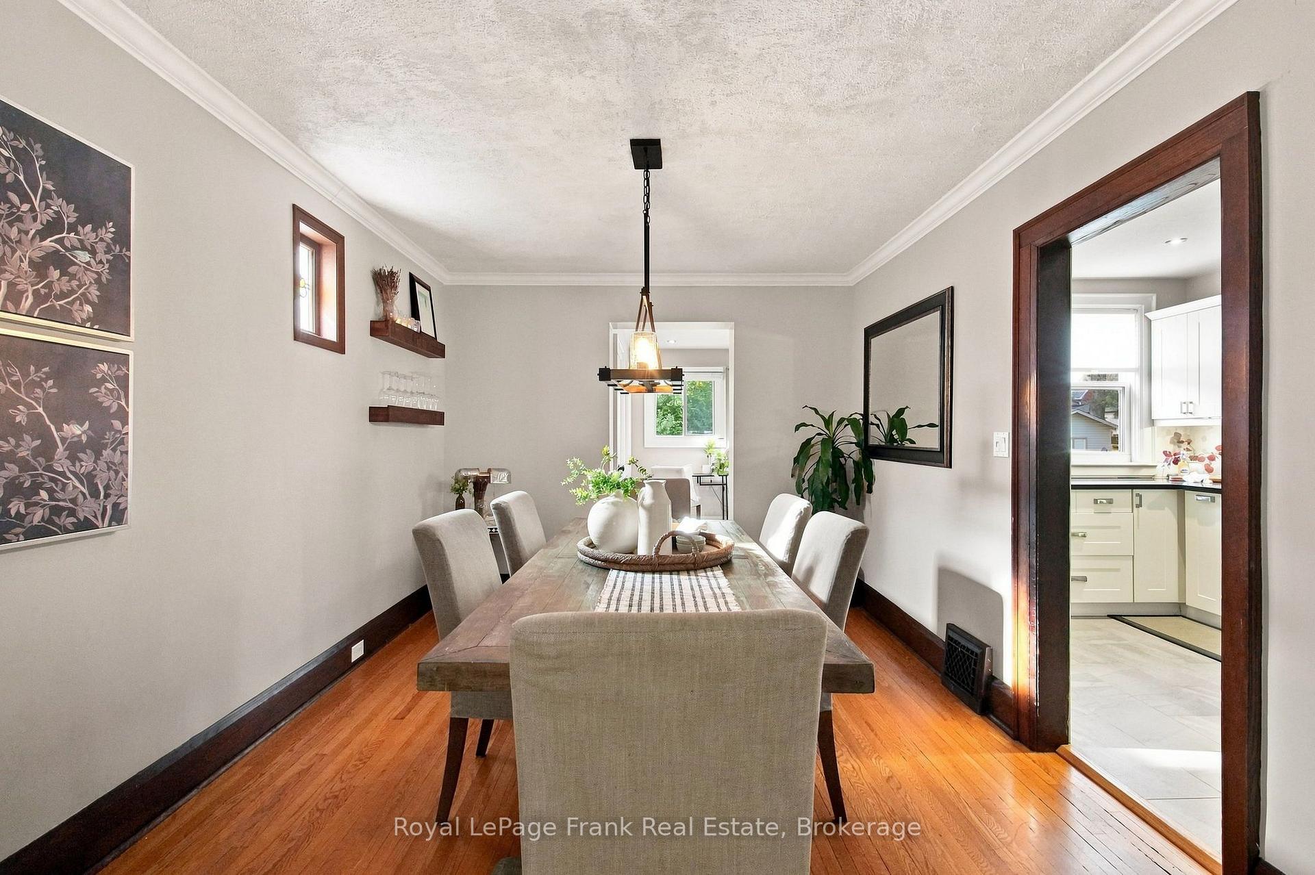 Photo 15 of 44 Mclaughlin Boulevard, Oshawa, O'Neill — HOMEH