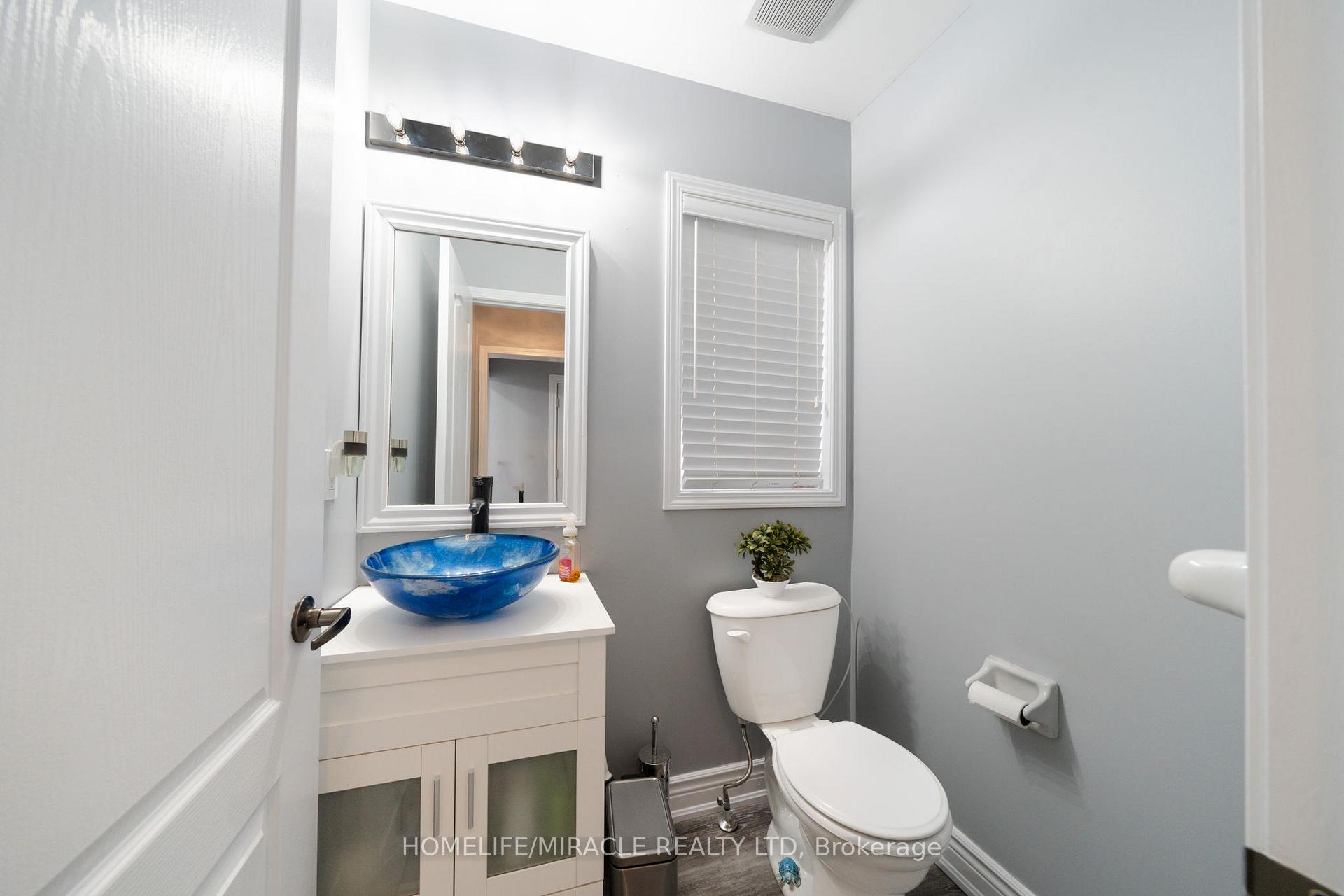 Photo 10 of Unit Upper, 151 Baldwin Drive, Cambridge, Silver Heights — HOMEH