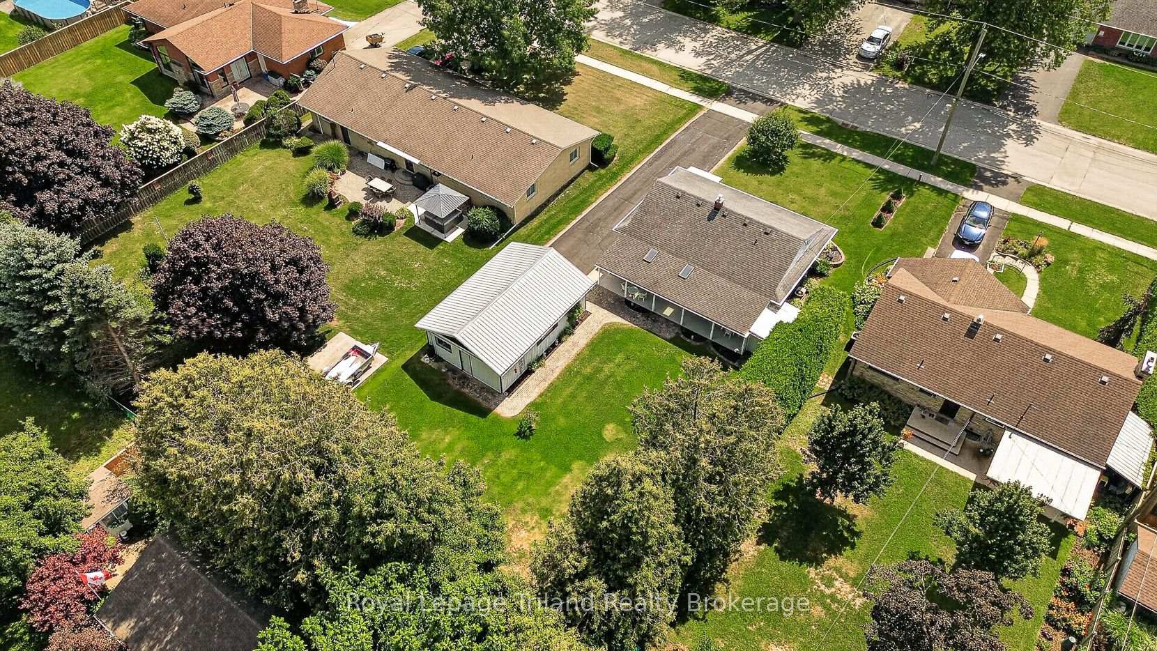 Photo 4 of 232 Washington Street, Zorra, Thamesford — HOMEH
