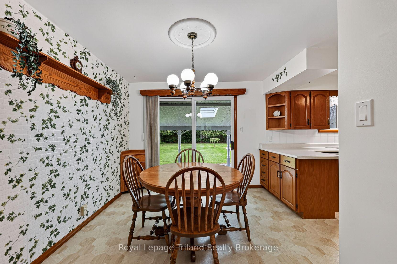 Photo 13 of 232 Washington Street, Zorra, Thamesford — HOMEH