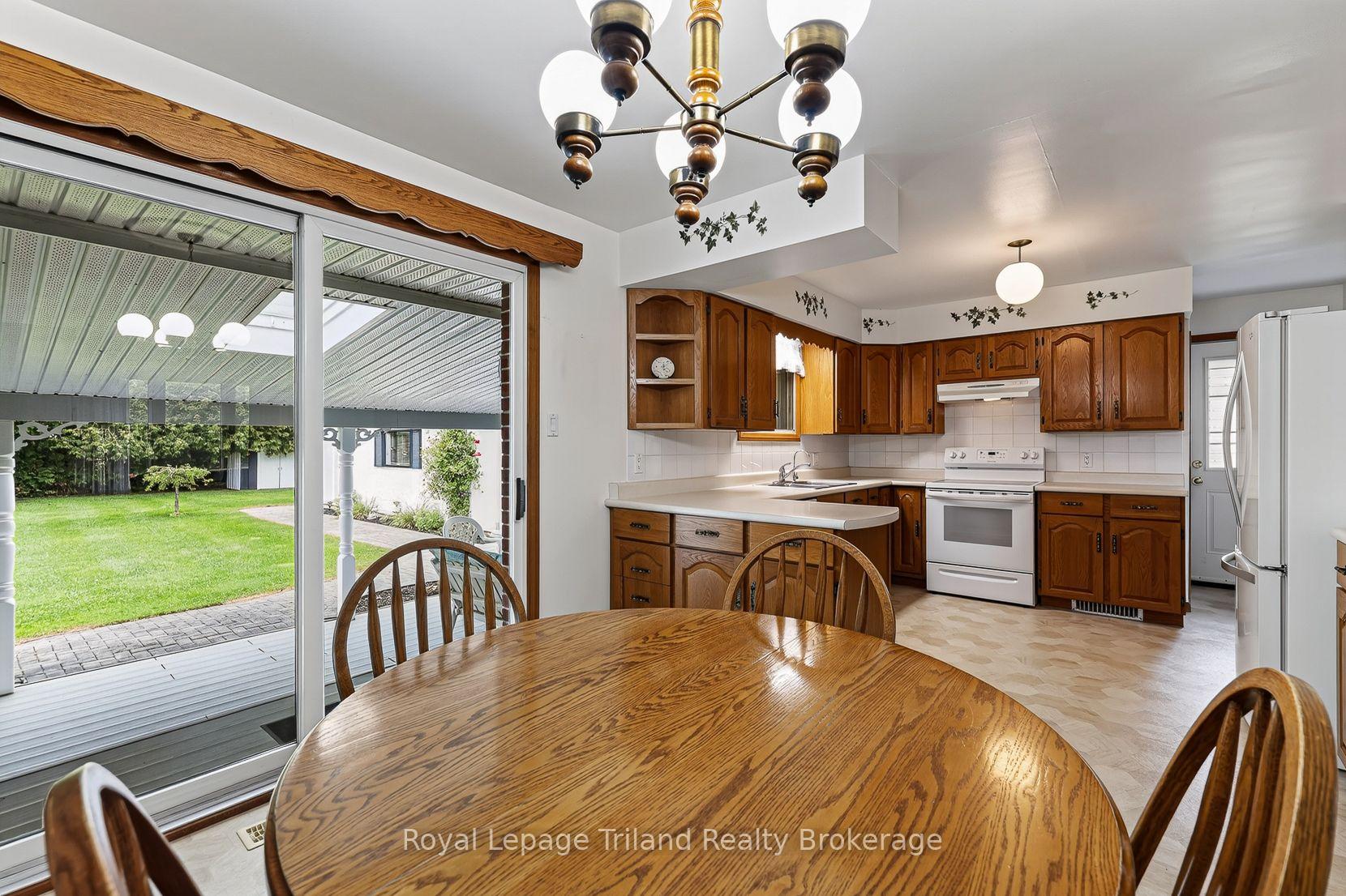 Photo 14 of 232 Washington Street, Zorra, Thamesford — HOMEH