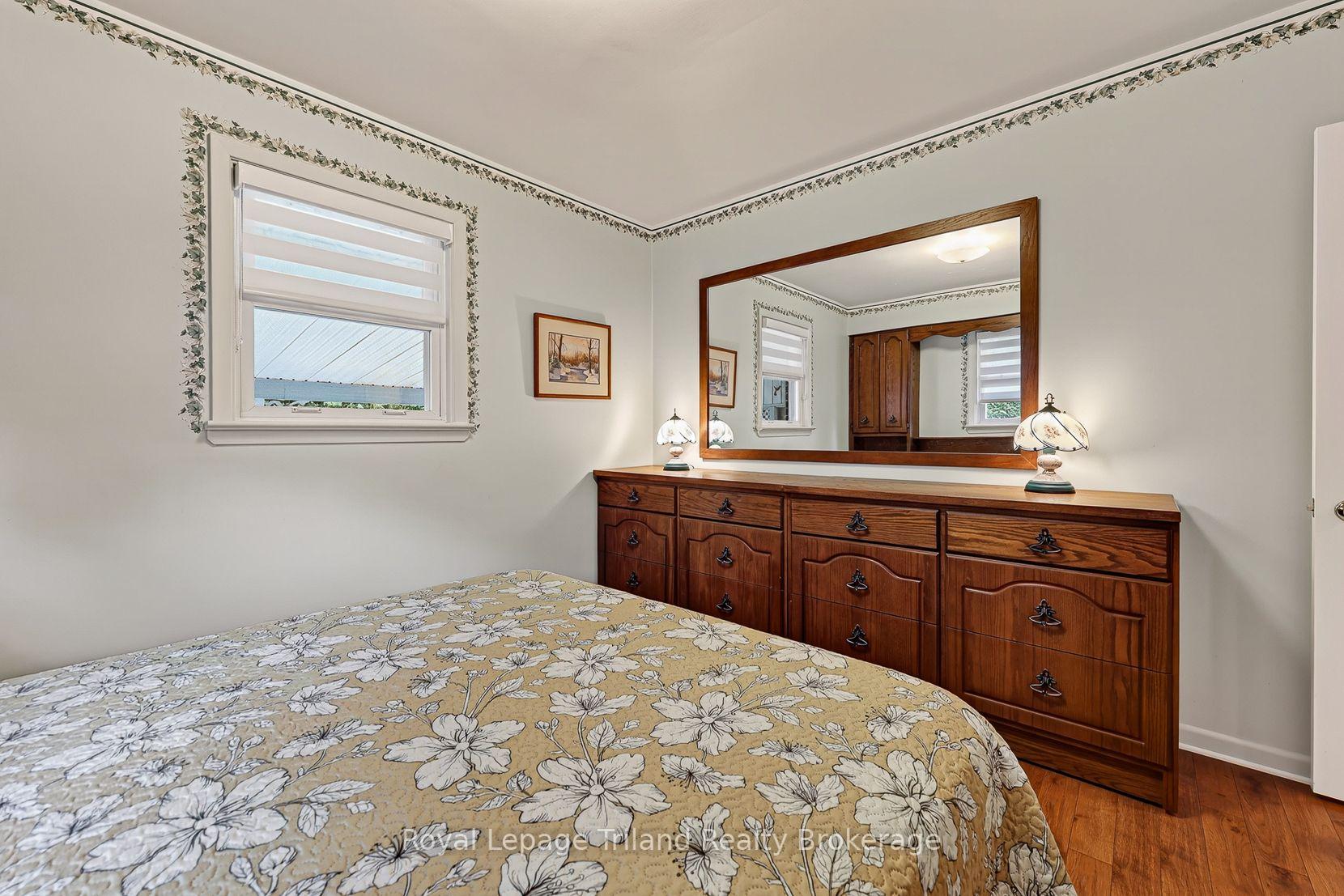 Photo 22 of 232 Washington Street, Zorra, Thamesford — HOMEH